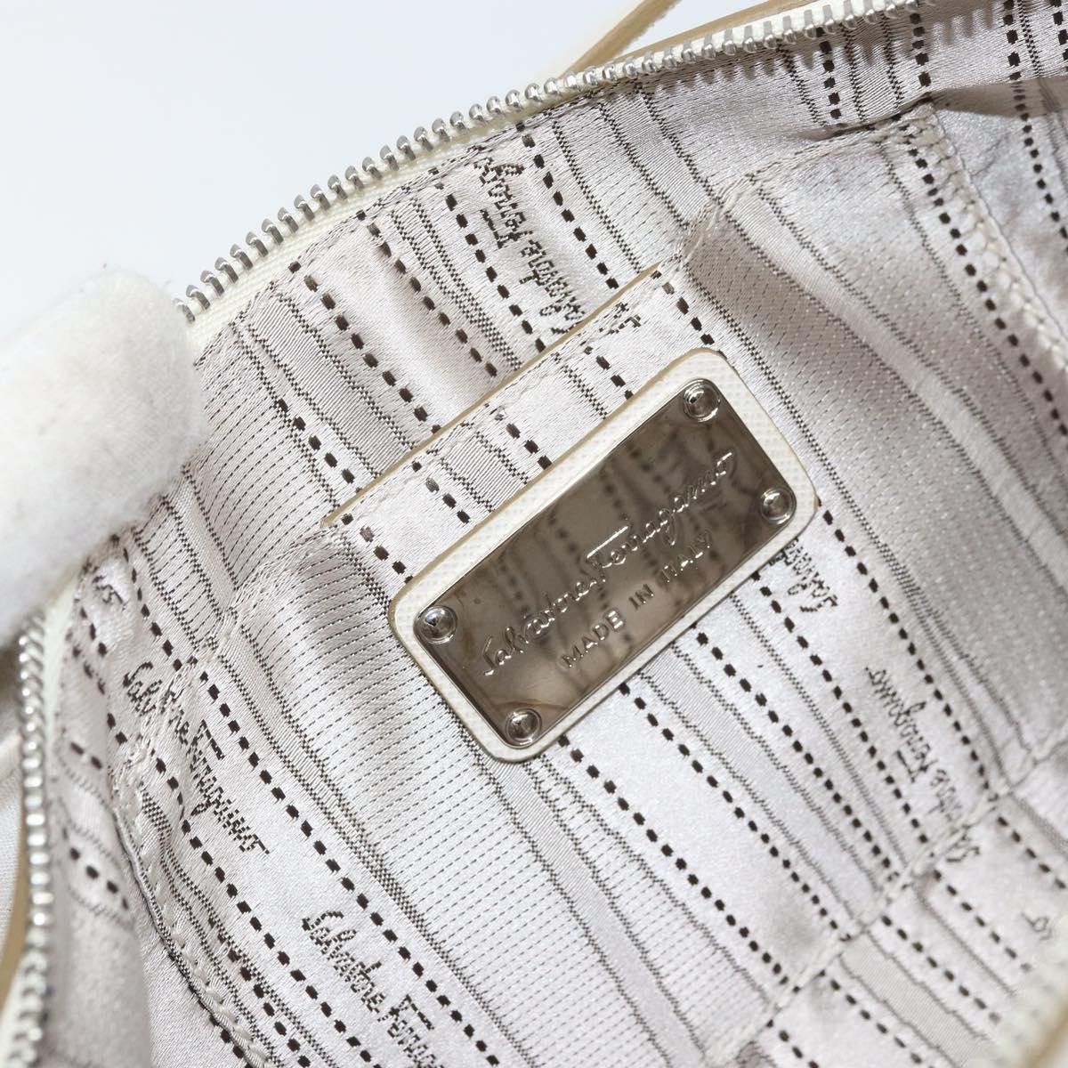 Salvatore Ferragamo Salvatore Ferragamo Gancini Shoulder Bag Leather Size ONE SIZE - 6 Thumbnail