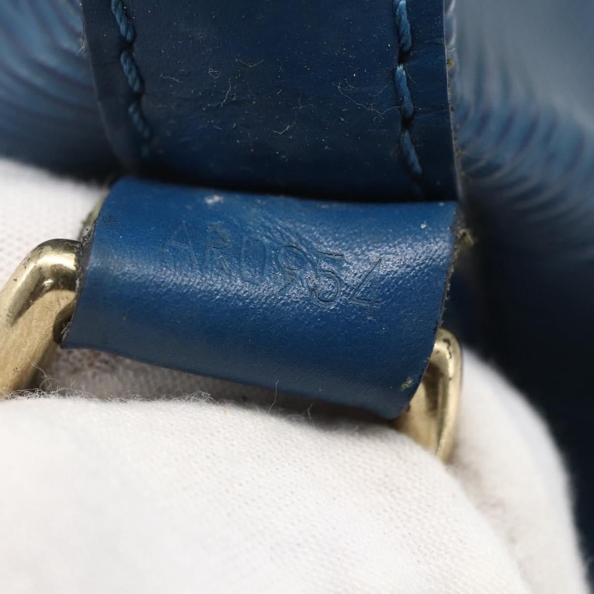 Louis Vuitton Louis Vuitton Petit Noe Epi Leather Size ONE SIZE - 6 Thumbnail