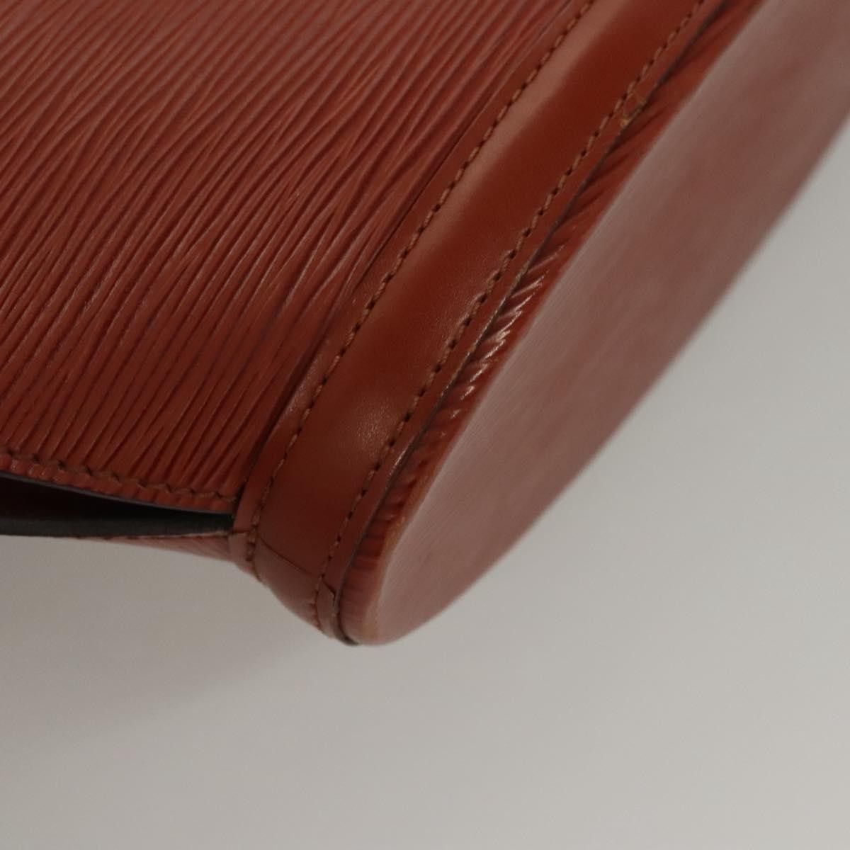 Louis Vuitton Louis Vuitton Saint Jacques Epi Leather Size ONE SIZE - 9 Thumbnail