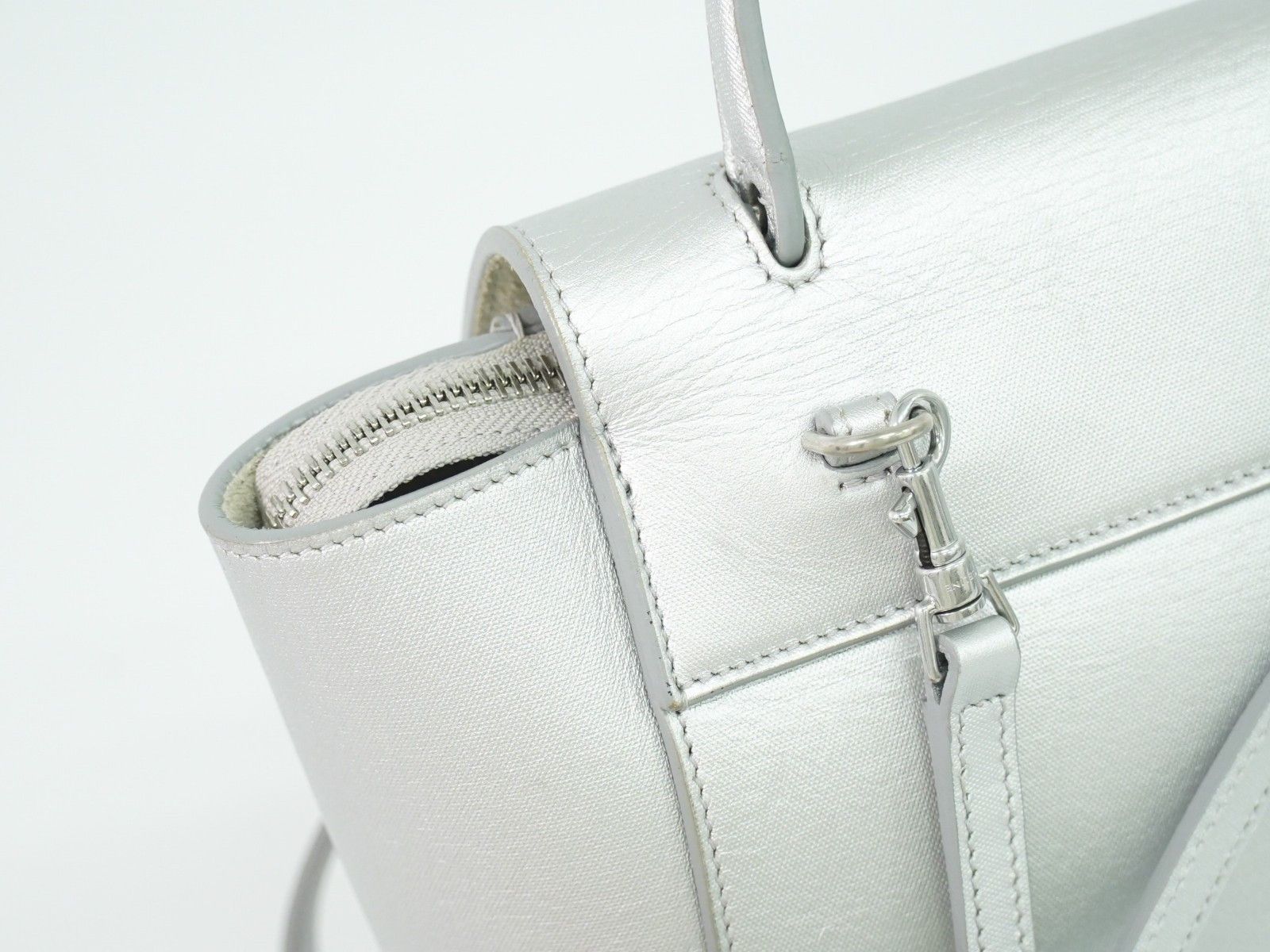 Celine Celine Belt Bag Textured Leather Size ONE SIZE - 9 Thumbnail