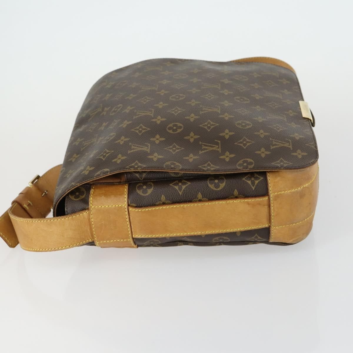 Louis Vuitton Louis Vuitton Abbesses Messenger Bag Monogram Canvas Size ONE SIZE - 4 Thumbnail