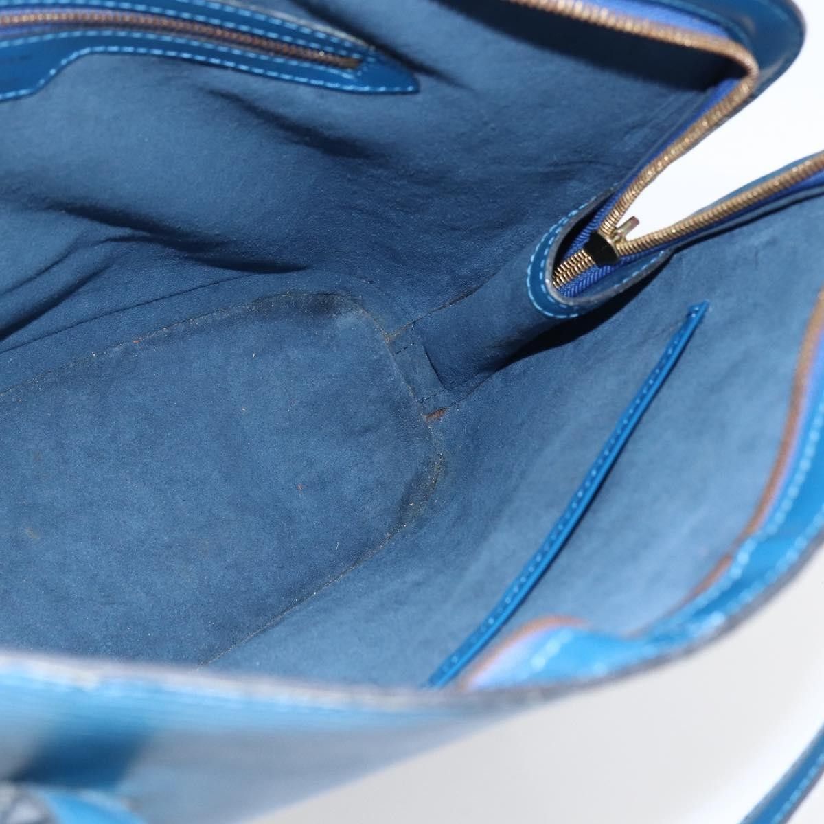 Louis Vuitton Louis Vuitton Lussac Epi Leather Size ONE SIZE - 17 Thumbnail