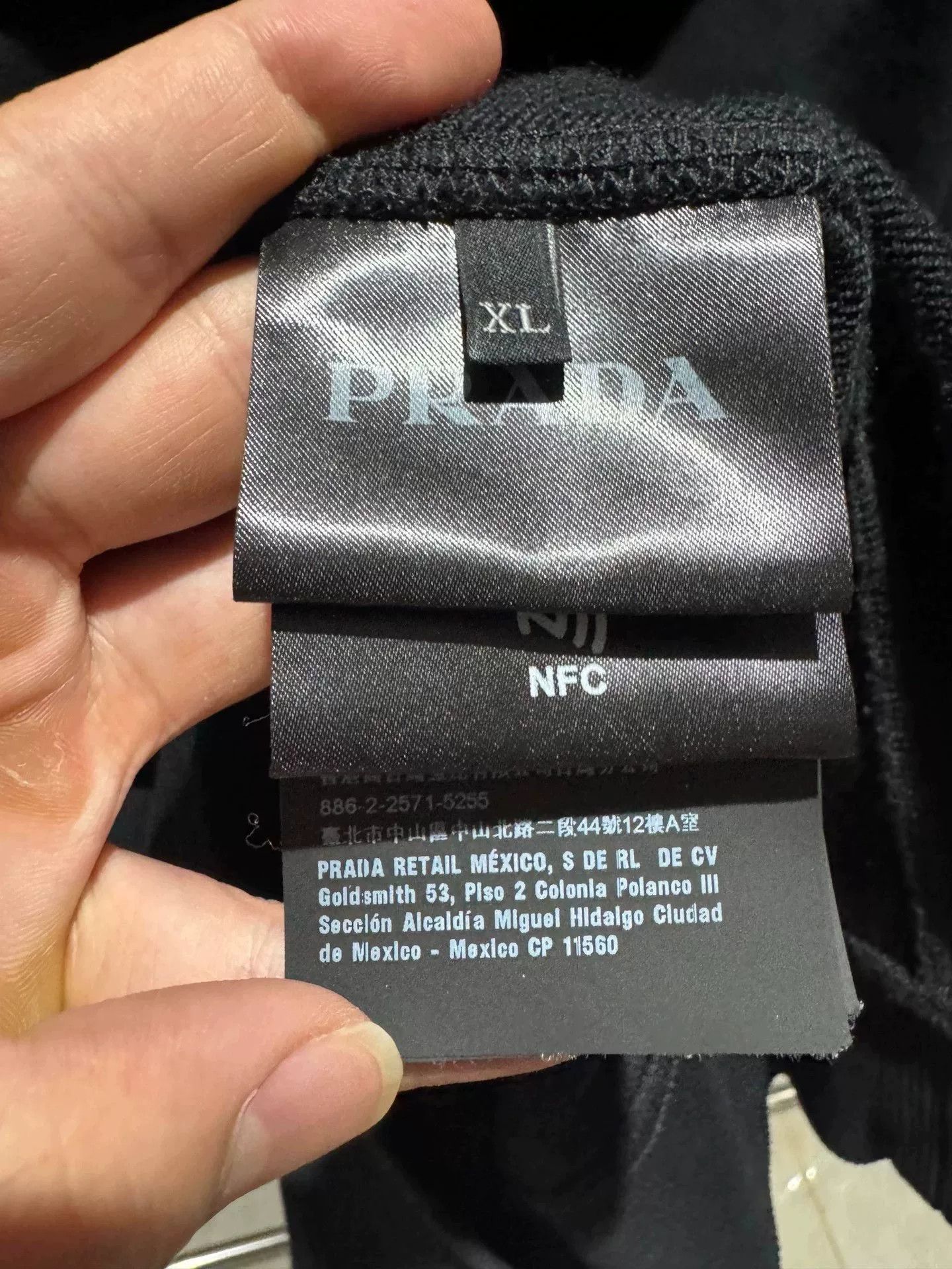 Prada Prada Triangle Logo Sweatshirt Size XL Size US XL / EU 56 / 4 - 4 Thumbnail