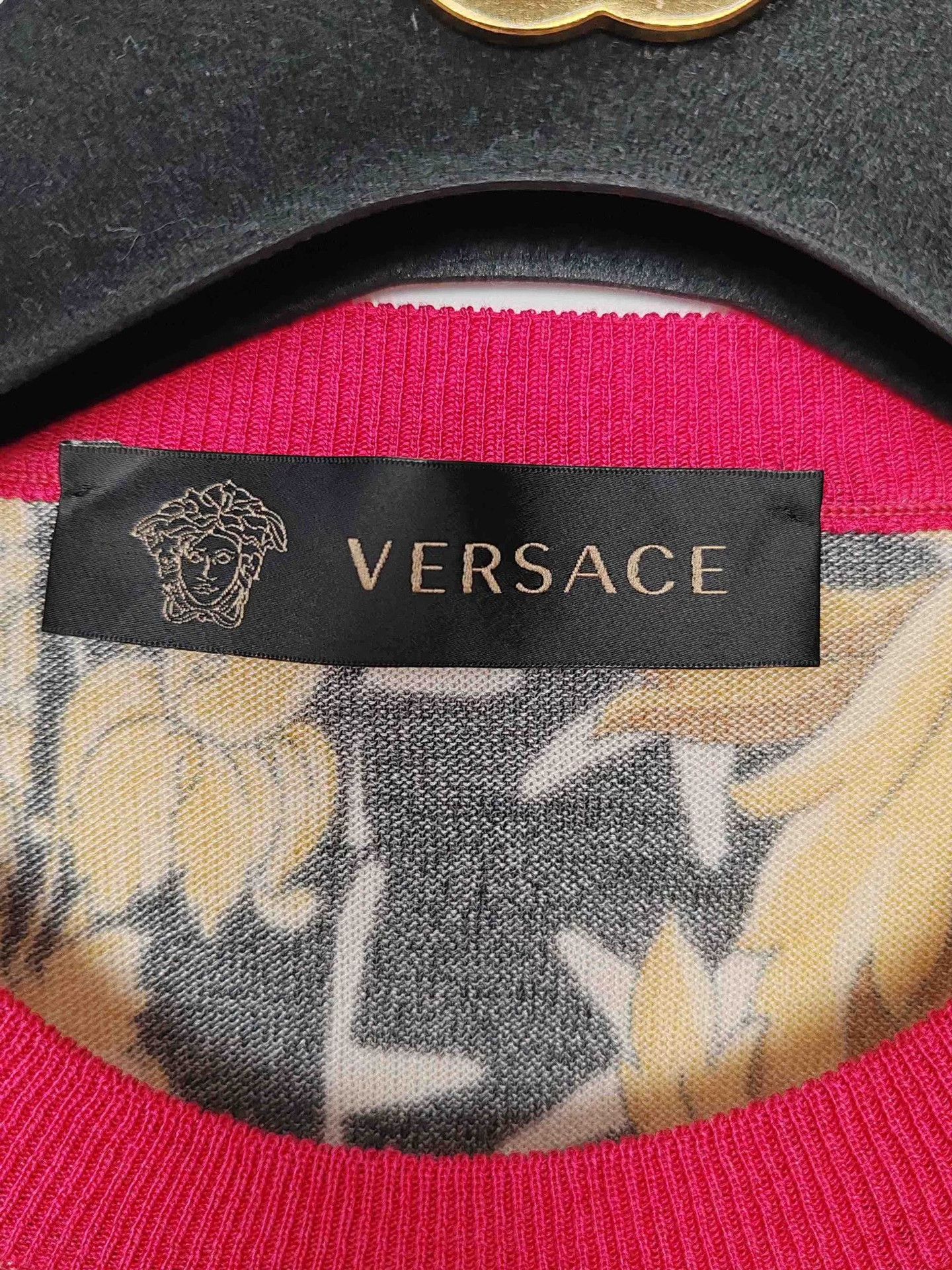 Versace Versace Barocco Print Tank Top Size 44 Size M / US 6-8 / IT 42-44 - 4 Thumbnail