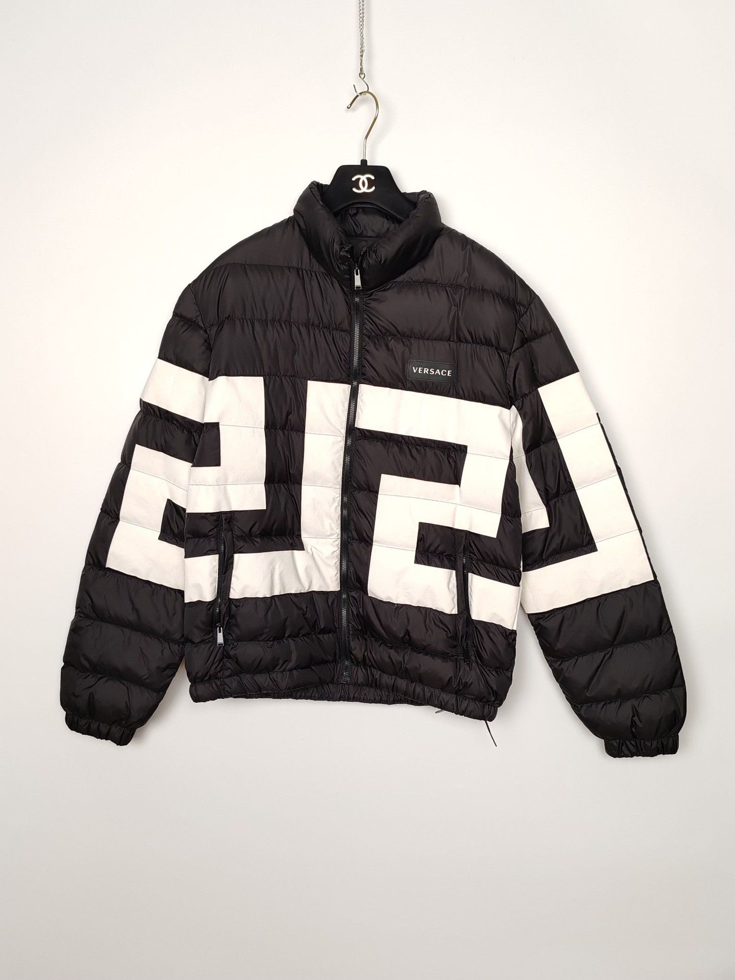 Versace Versace Greek Key Puffer Jacket Size S Size US S / EU 44-46 / 1 - 2 Thumbnail