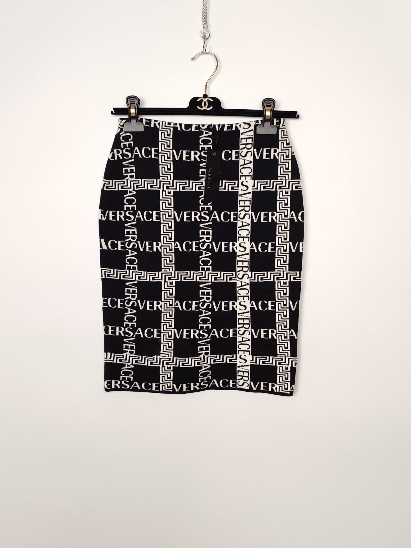 Versace Versace Logo Jacquard Mini Skirt Size 38 Size 26" / US 2 / IT 38 - 2 Thumbnail