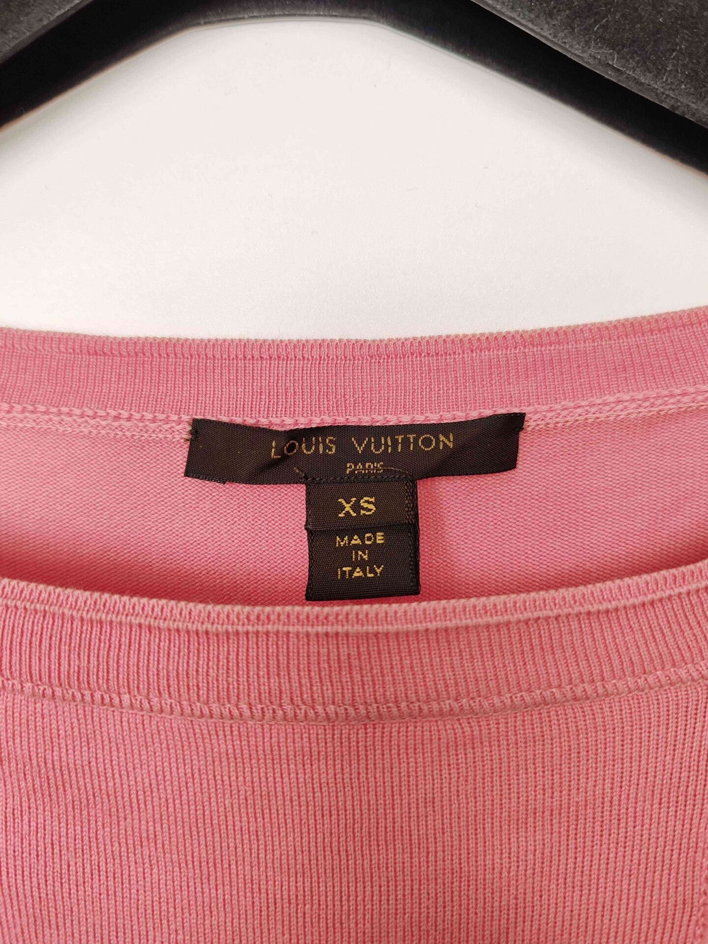 Louis Vuitton Louis Vuitton Pink Lace Knit Sweater Size XS Size XS / US 0-2 / IT 36-38 - 4 Thumbnail