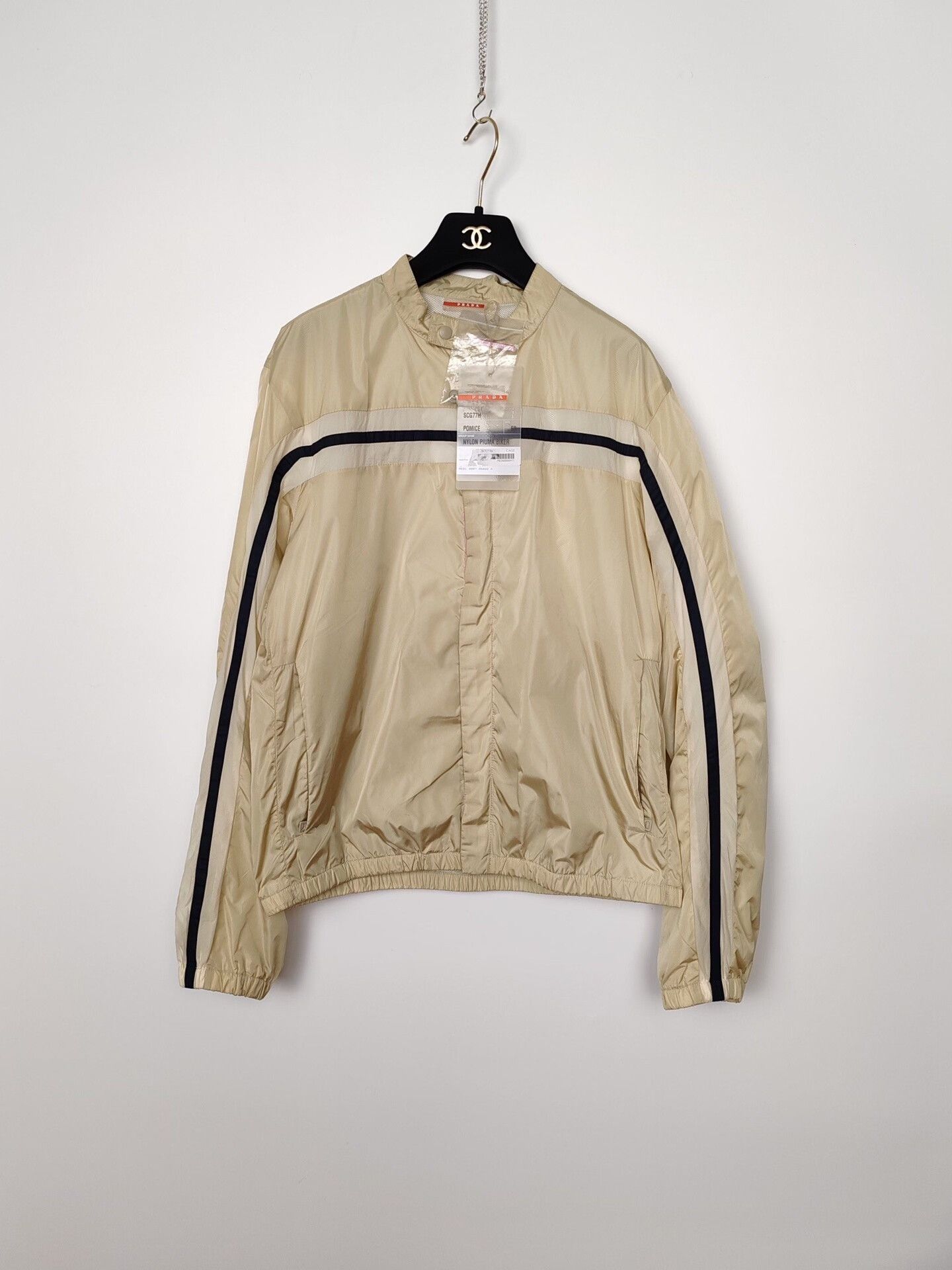 Prada Prada Nylon Light Jacket Size M Size US M / EU 48-50 / 2 - 2 Thumbnail
