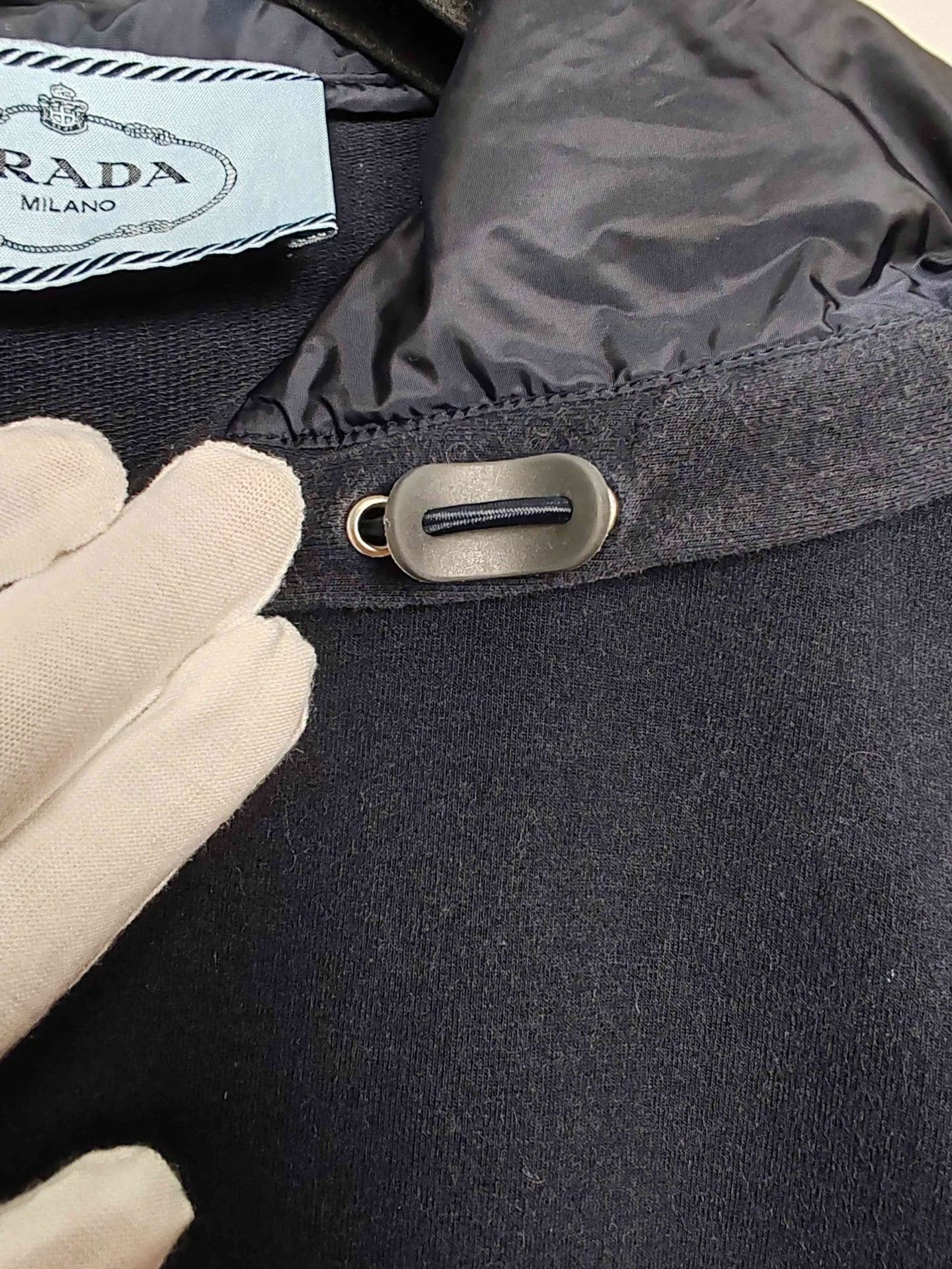 Prada Prada Logo Patch Hoodie Size XS Size XS / US 0-2 / IT 36-38 - 7 Thumbnail