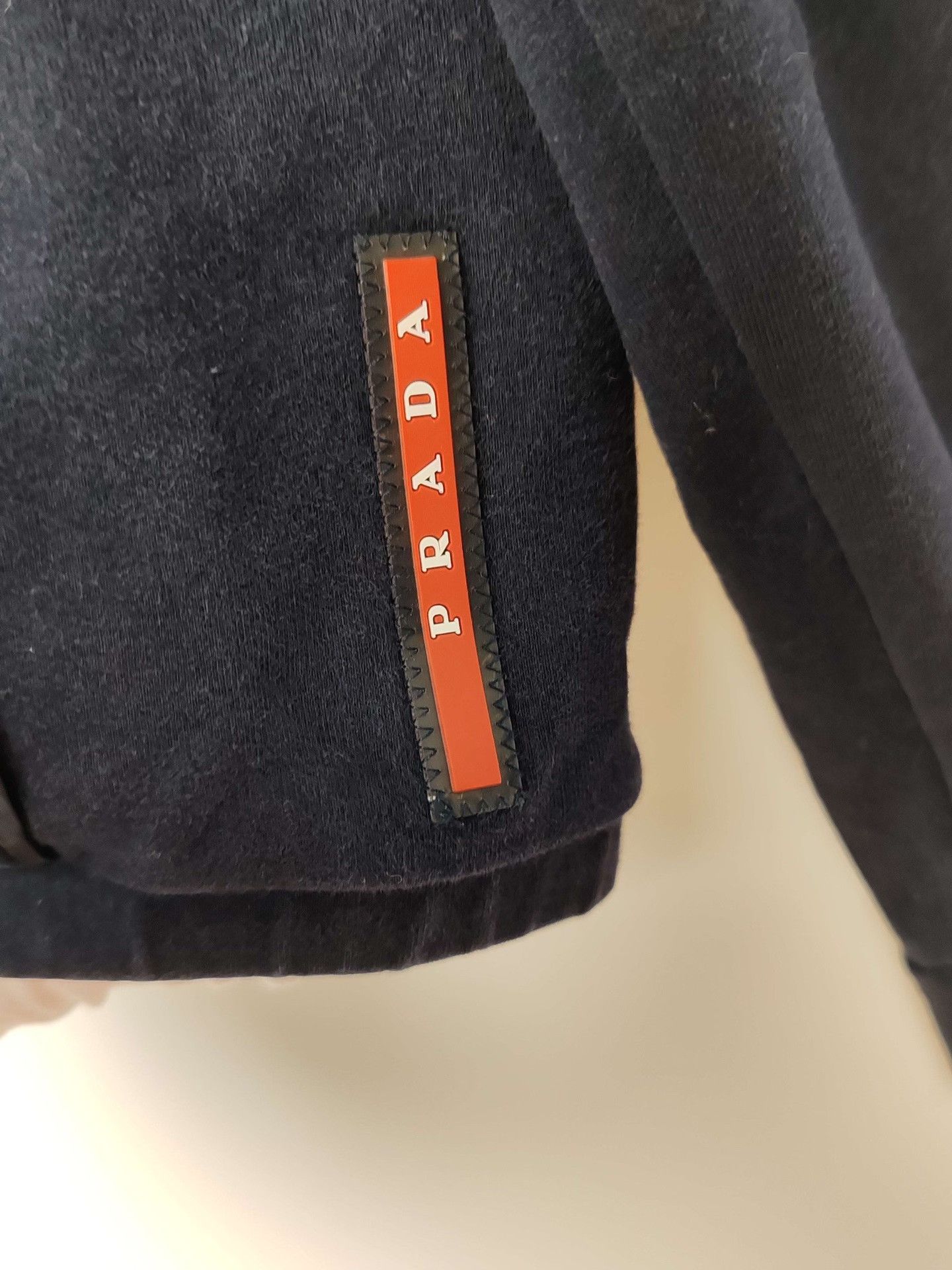 Prada Prada Logo Patch Hoodie Size XS Size XS / US 0-2 / IT 36-38 - 5 Thumbnail