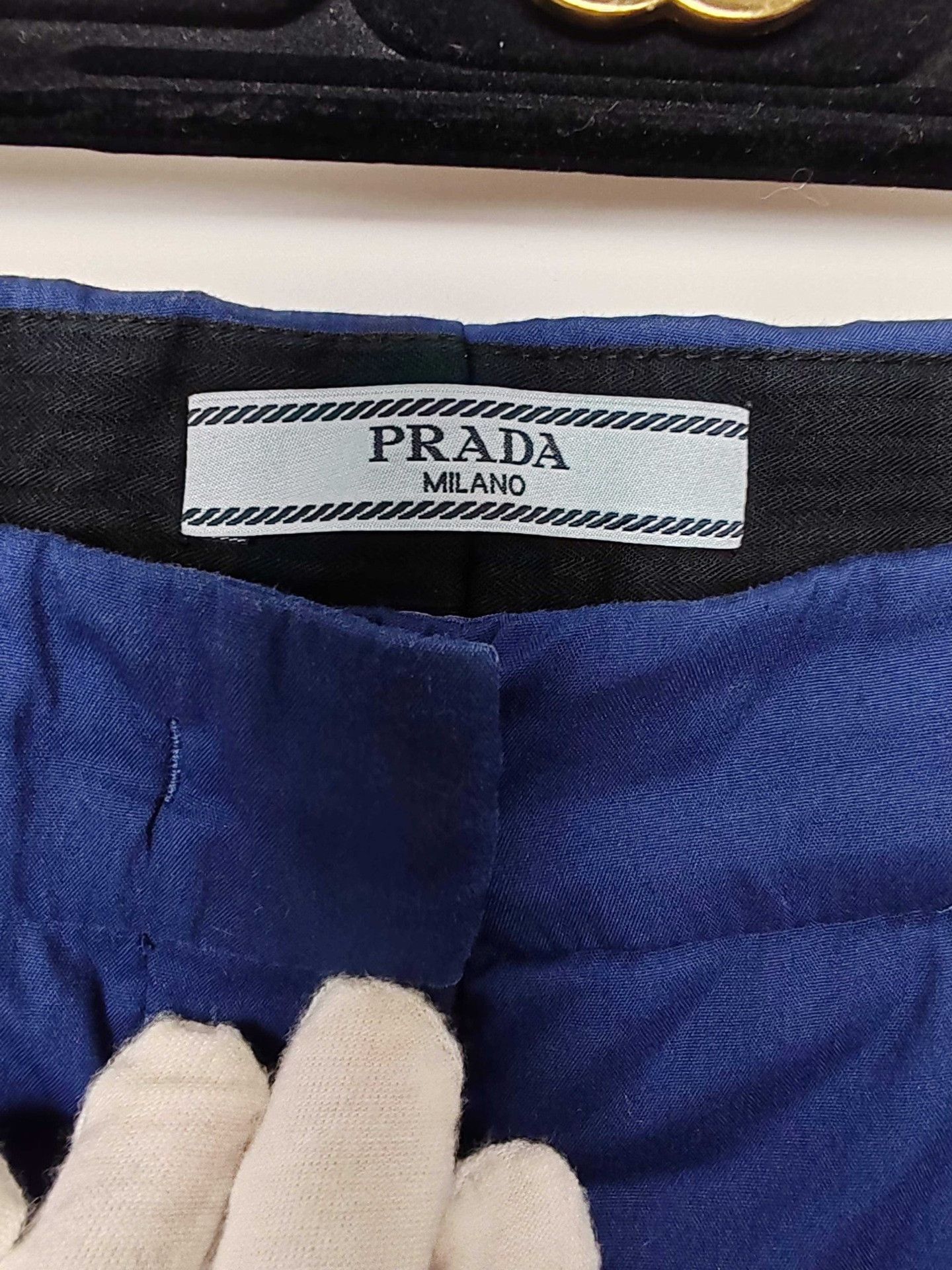 Prada Prada Logo Patch Casual Pants Size 26 Size US 26 / EU 42 - 4 Thumbnail