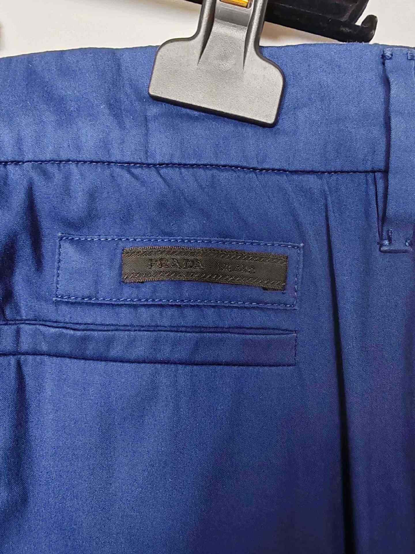 Prada Prada Logo Patch Casual Pants Size 26 Size US 26 / EU 42 - 5 Thumbnail