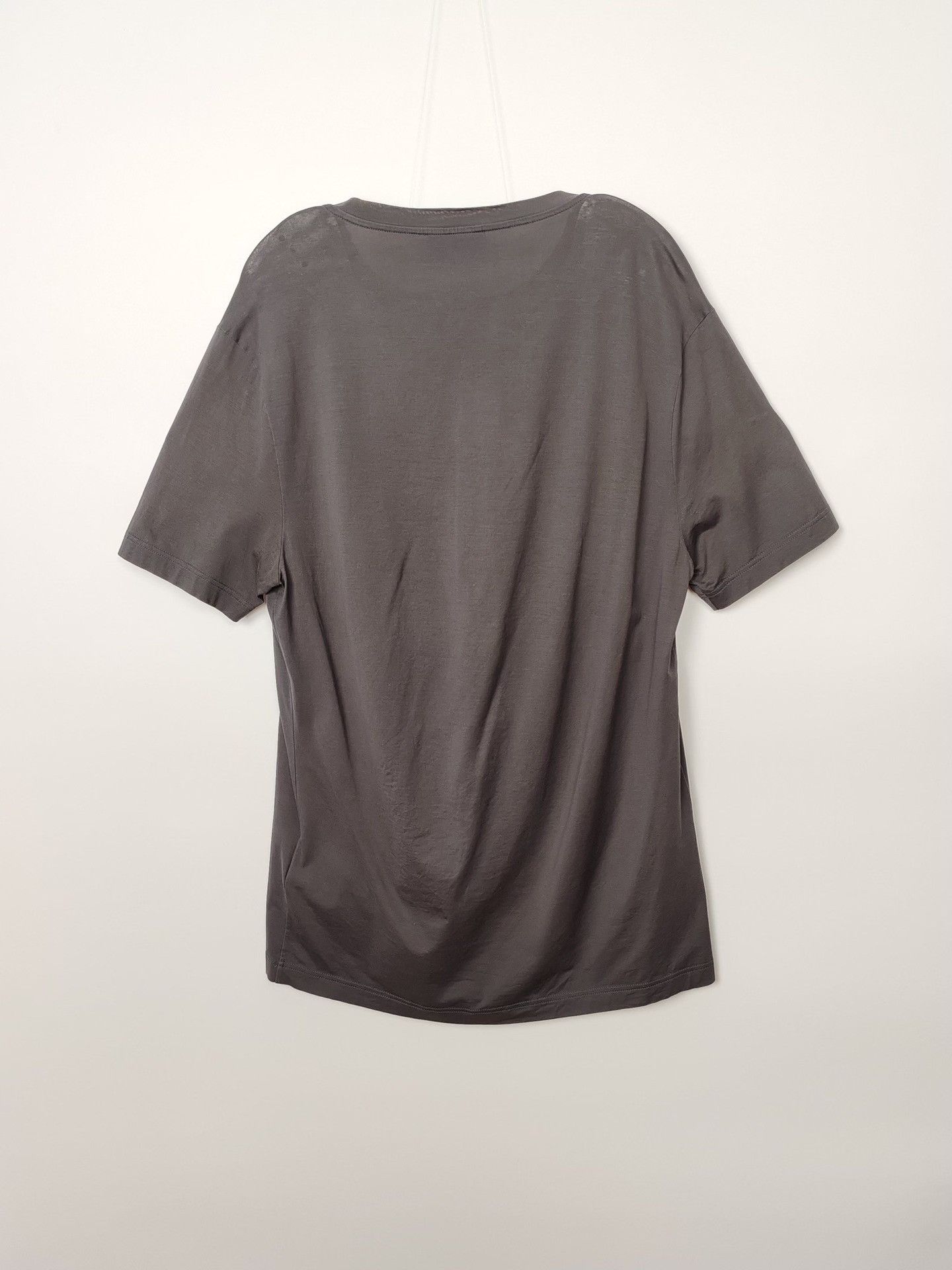 Prada Prada Logo Embroidered T-Shirt Size L Size US L / EU 52-54 / 3 - 3 Thumbnail