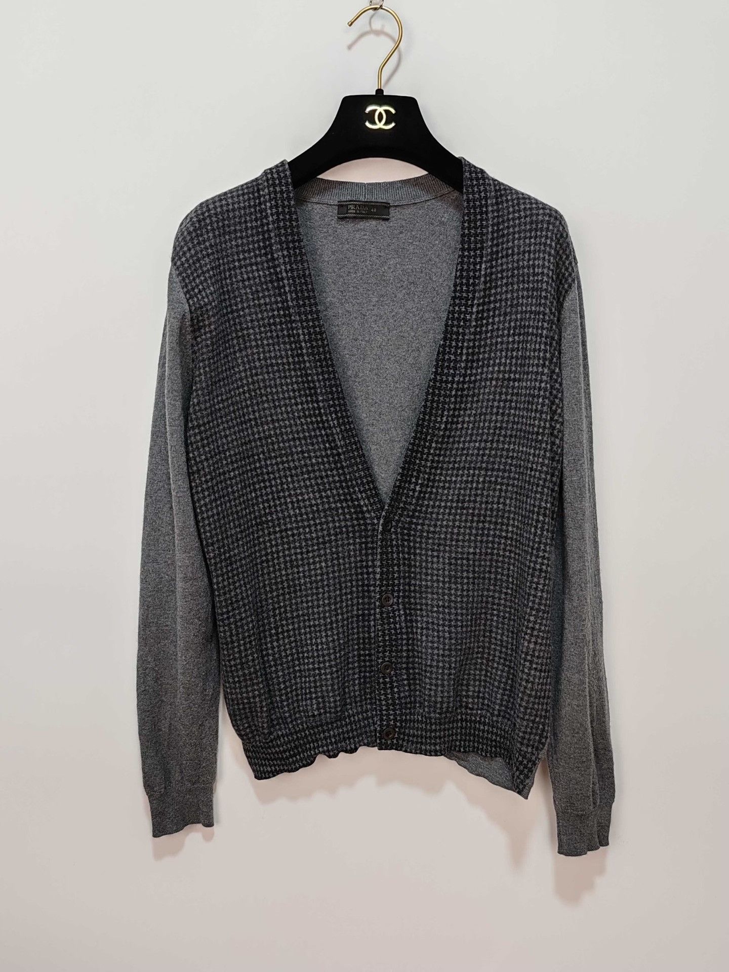 Prada Prada Houndstooth Knit Cardigan Size M Size US M / EU 48-50 / 2 - 2 Thumbnail
