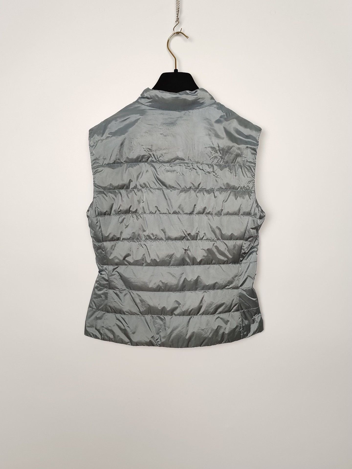 Prada Prada Logo Patch Puffer Vest Gray Size 42 Size M / US 6-8 / IT 42-44 - 3 Thumbnail