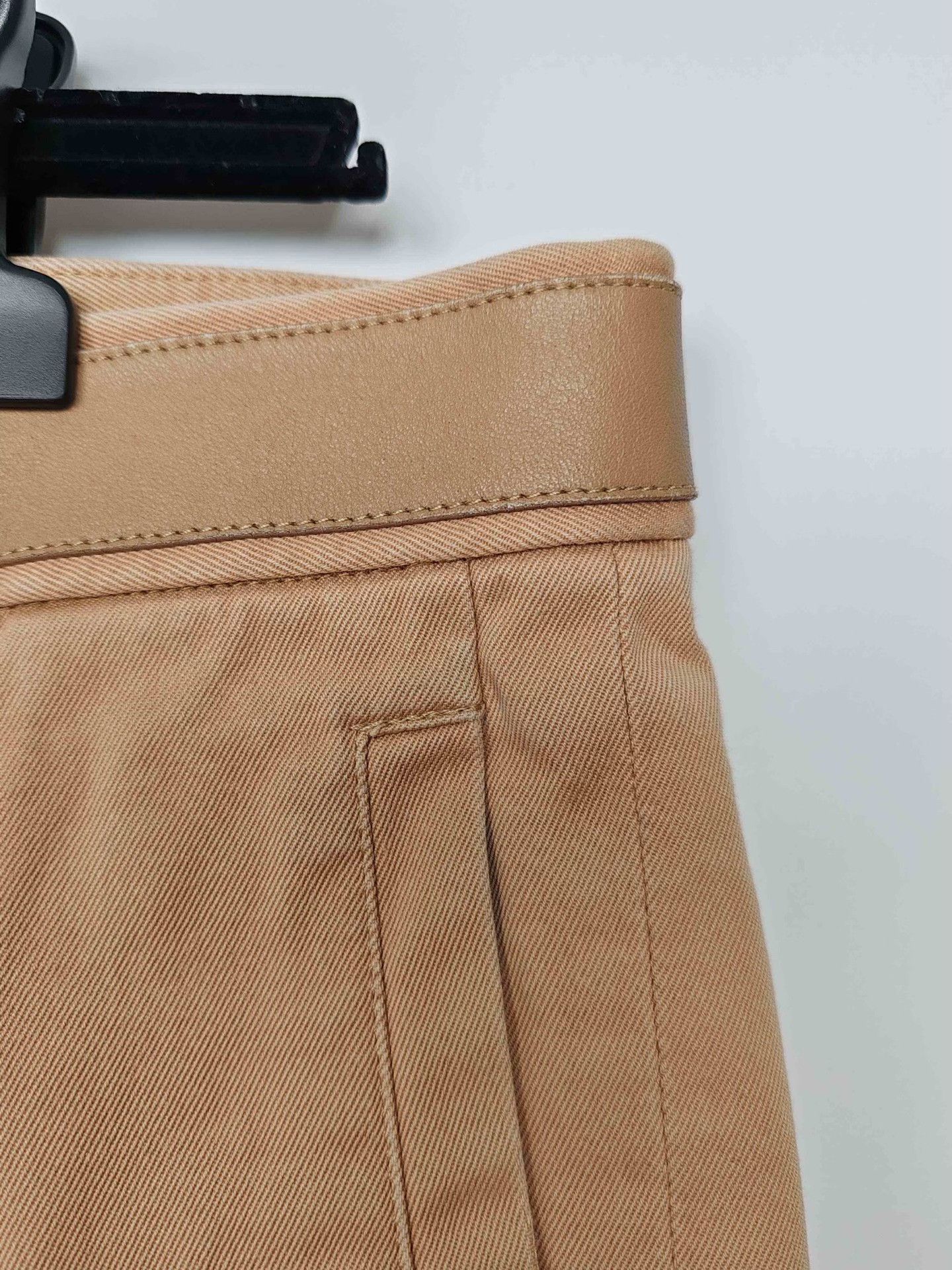 Versace Versace Leather Trim Chinos Size 38 Size US 38 / EU 54 - 6 Thumbnail