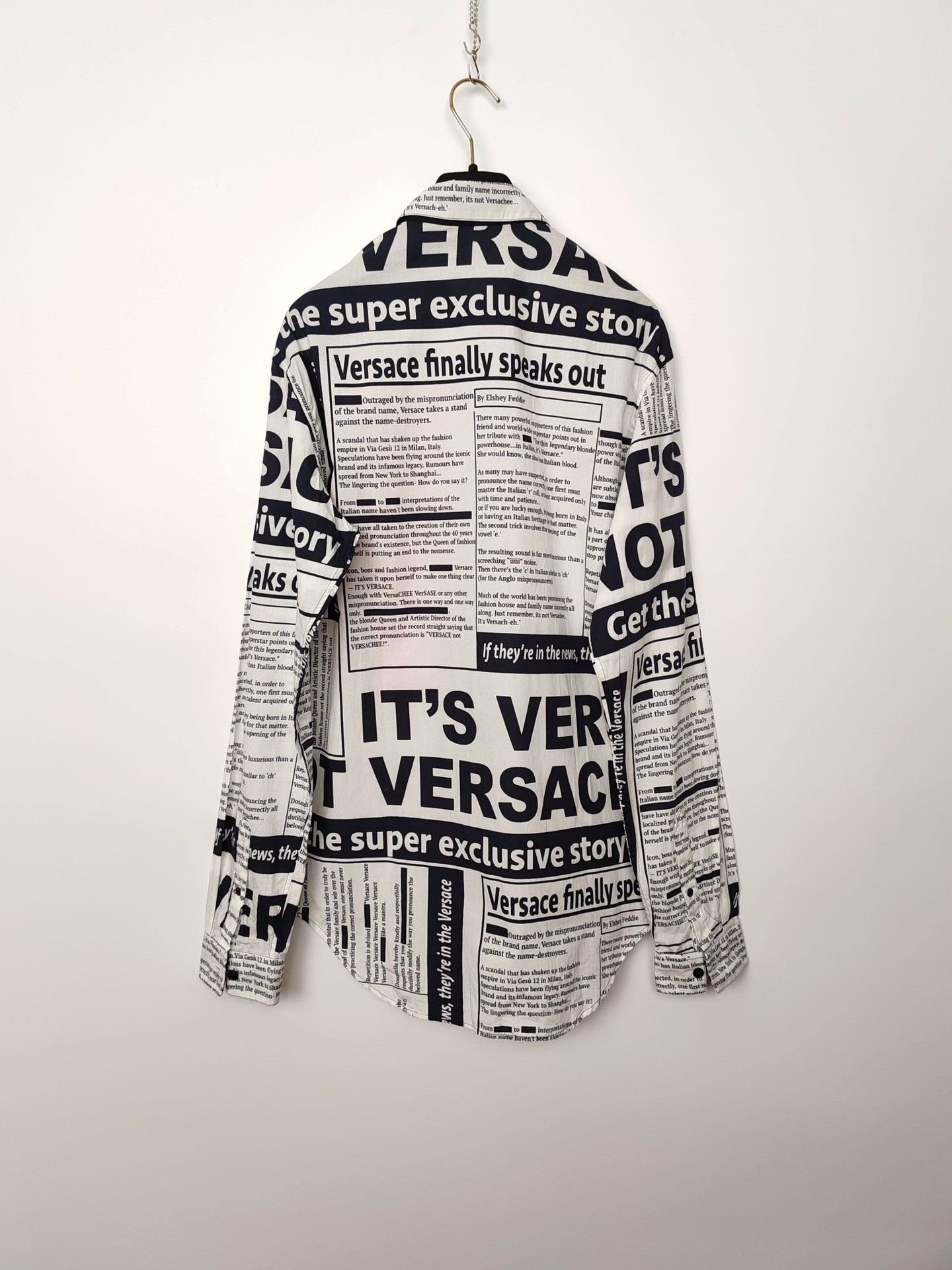 Versace Versace Newspaper Print Button Up Shirt Size M Size US M / EU 48-50 / 2 - 3 Thumbnail