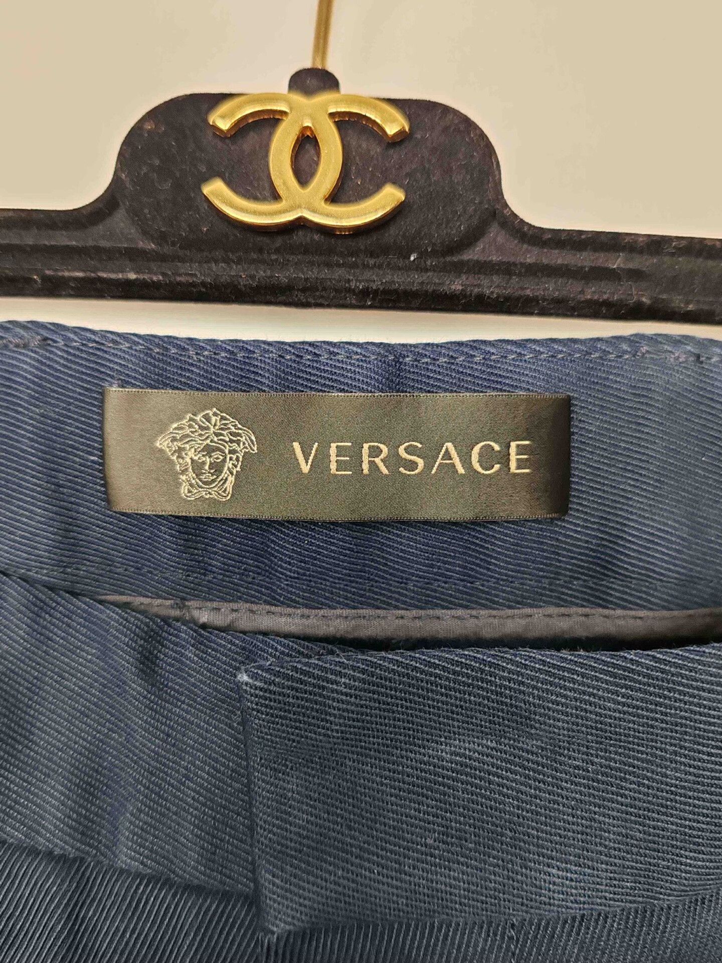 Versace Versace Medusa Hardware Casual Pants Size 38 Size US 38 / EU 54 - 4 Thumbnail