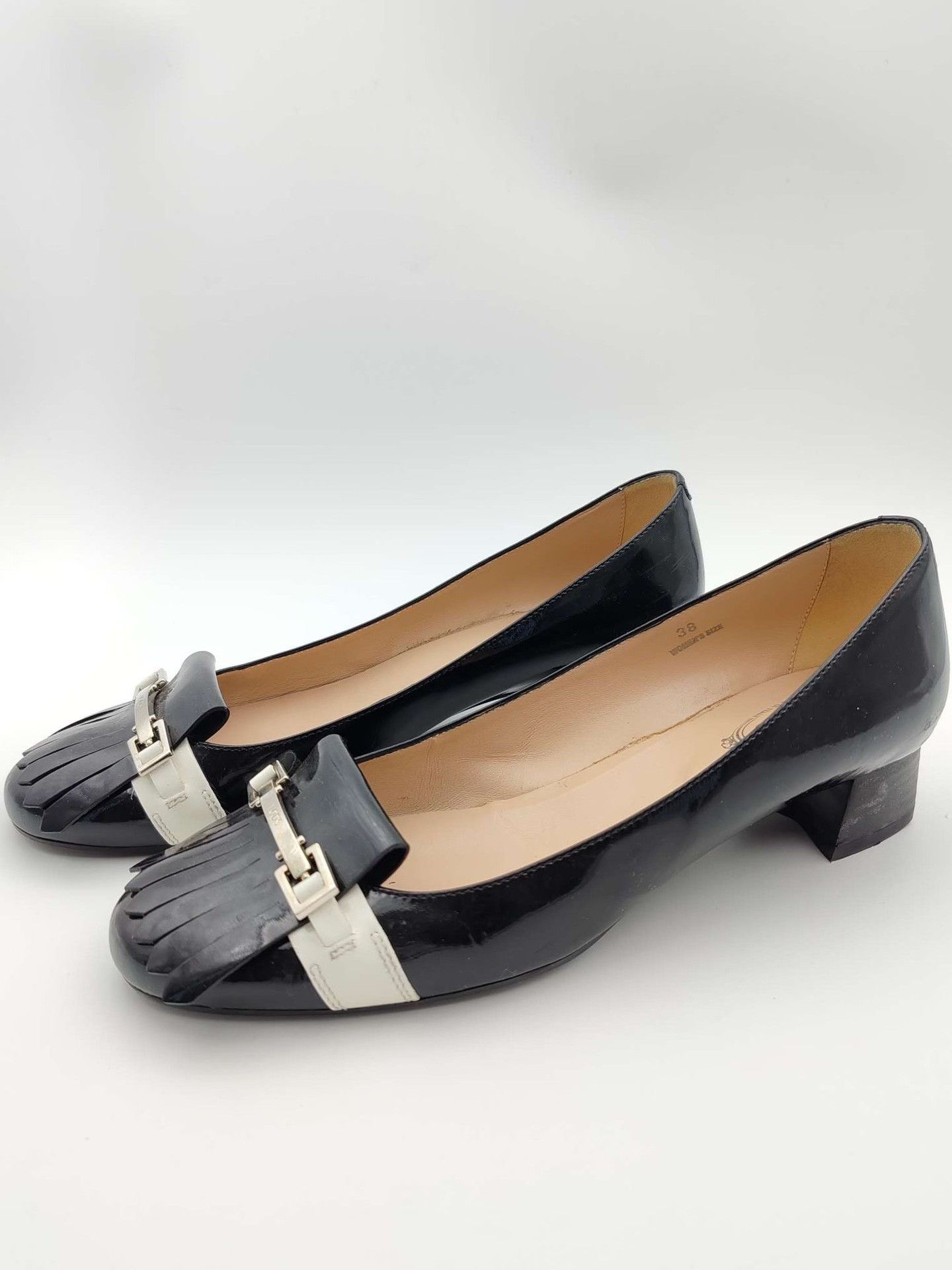 Tod's Tod's Tasselled Patent Block Heel Pumps Size 38 Size US 8 / IT 38 - 2 Thumbnail