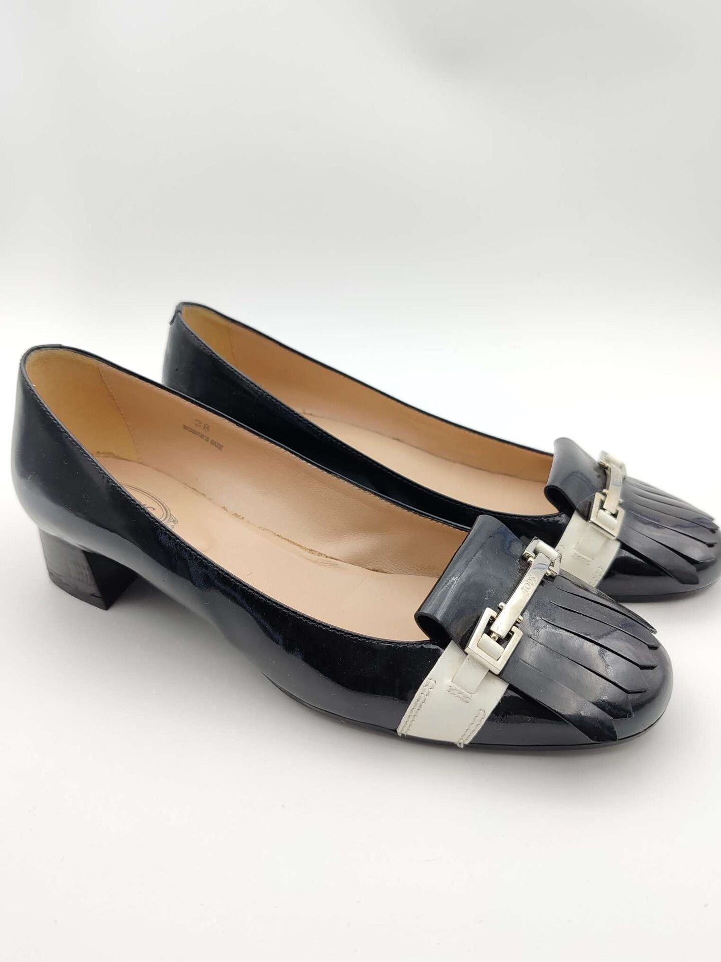 Tod's Tod's Tasselled Patent Block Heel Pumps Size 38 Size US 8 / IT 38 - 4 Thumbnail