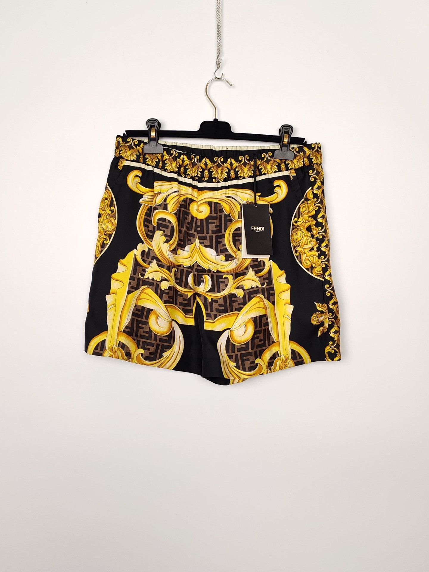Fendi × Versace Fendi x Versace Barocco Print Shorts US 30 / EU 46 Size US 30 / EU 46 - 2 Thumbnail