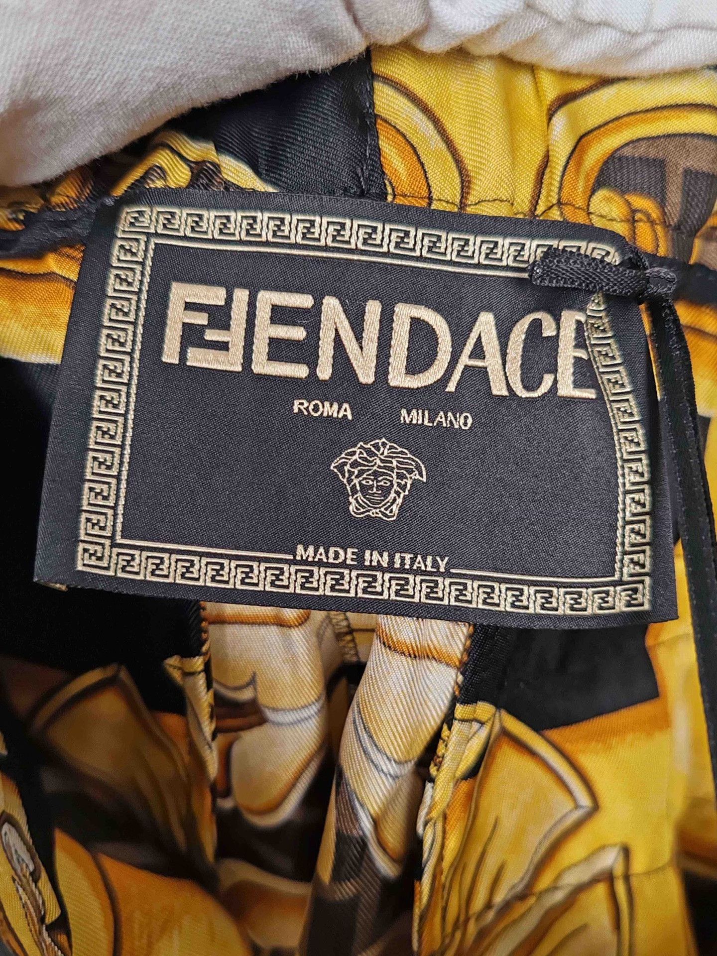 Fendi × Versace Fendi x Versace Barocco Print Shorts US 30 / EU 46 Size US 30 / EU 46 - 4 Thumbnail