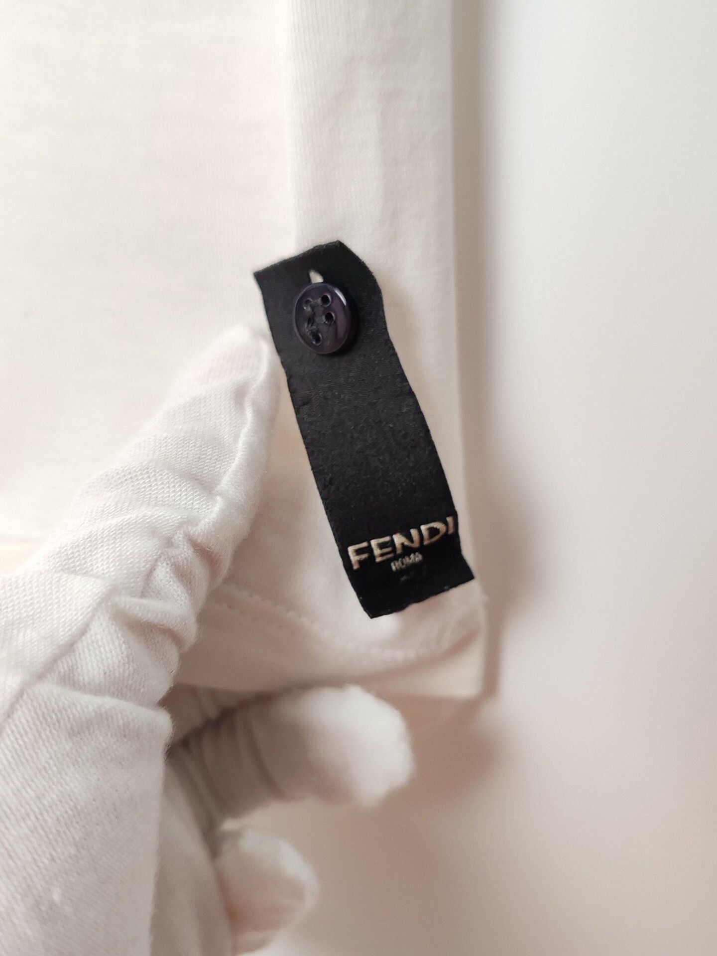 Fendi Fendi Monster Eyes Zip T-Shirt Size M Size US M / EU 48-50 / 2 - 7 Thumbnail