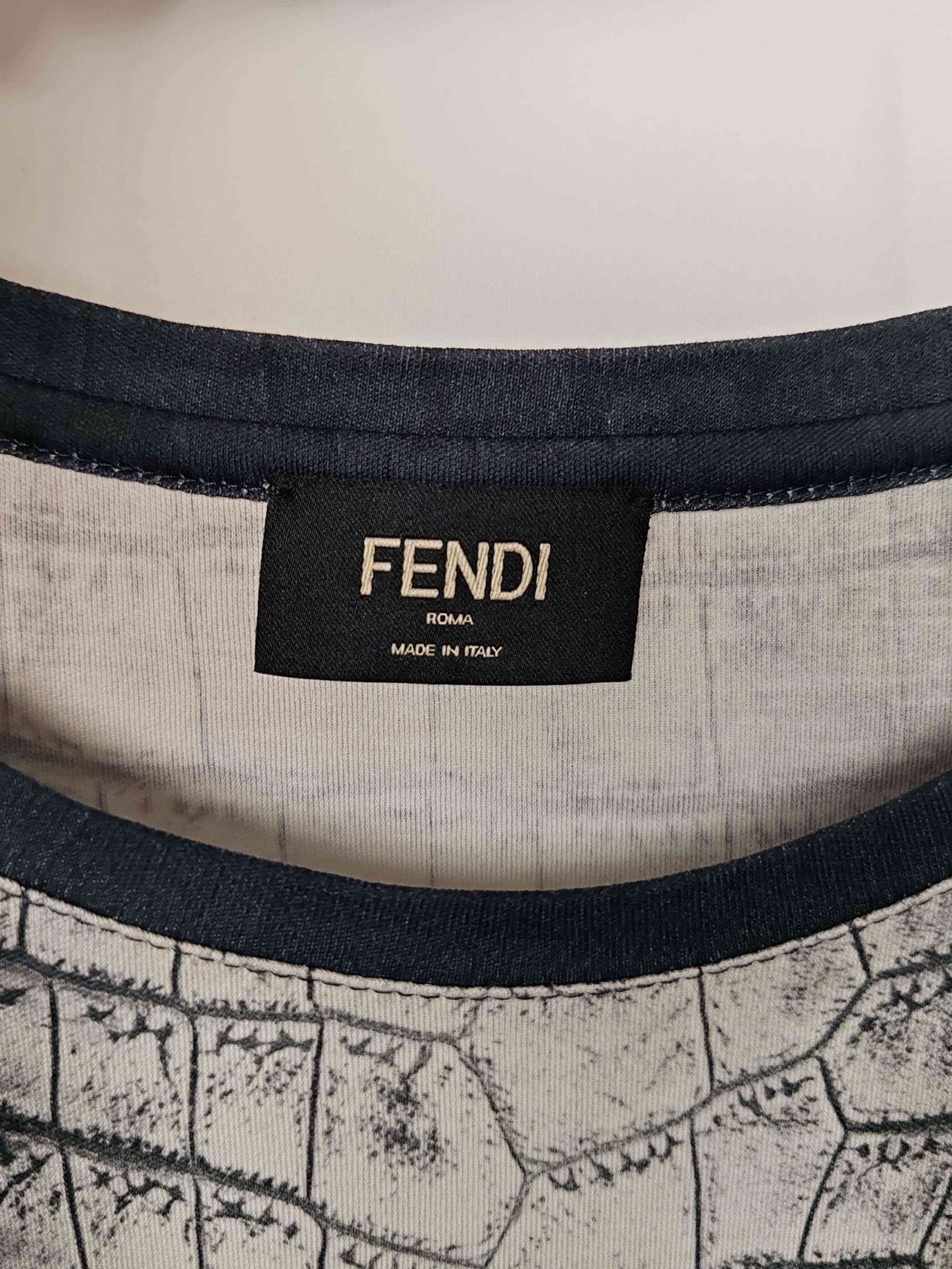 Fendi Fendi Crocodile Print T-Shirt Size M Size US M / EU 48-50 / 2 - 4 Thumbnail