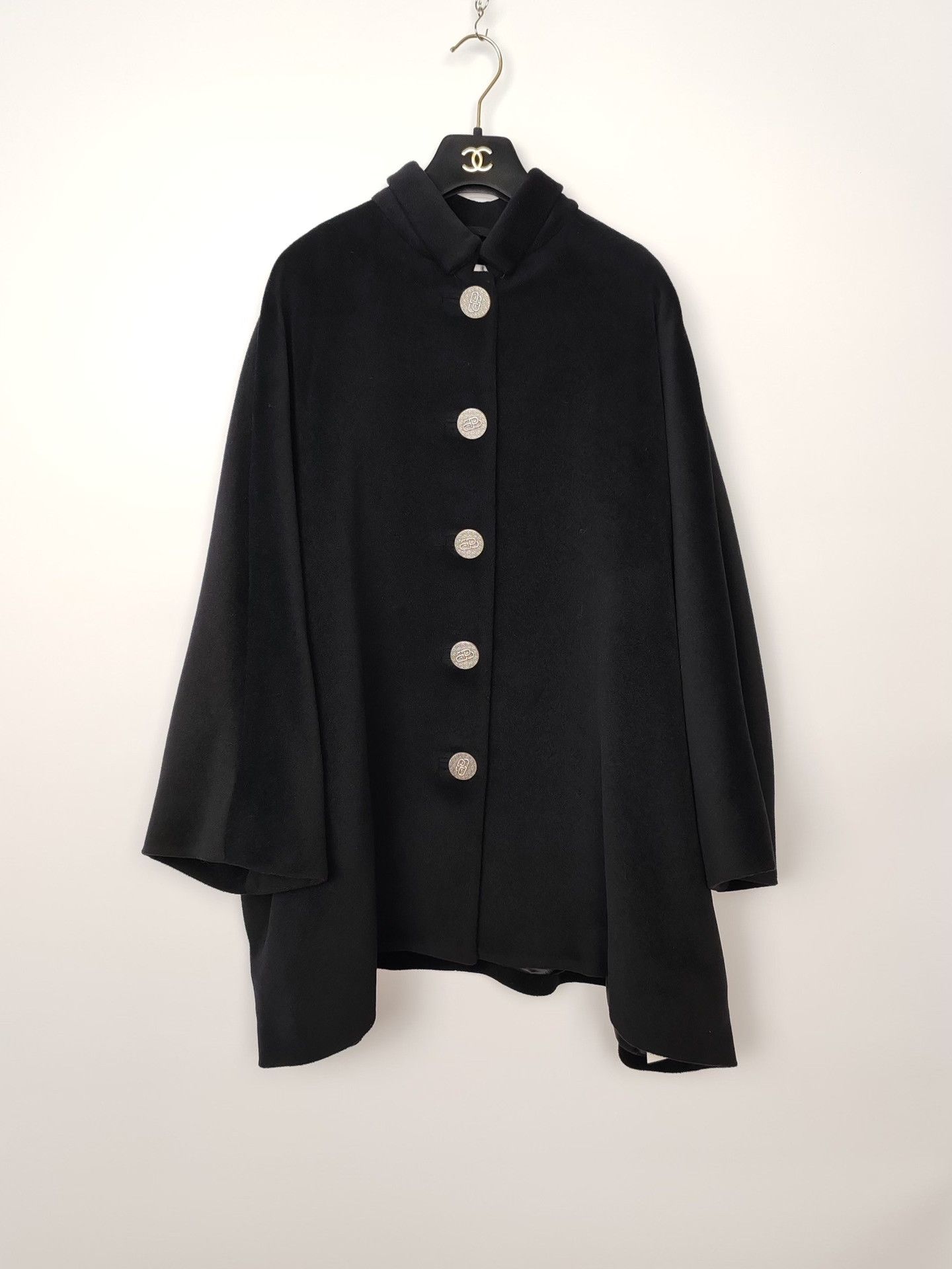 Balenciaga Balenciaga Wool Cashmere Cape Coat Size 36 Size XS / US 0-2 / IT 36-38 - 2 Thumbnail