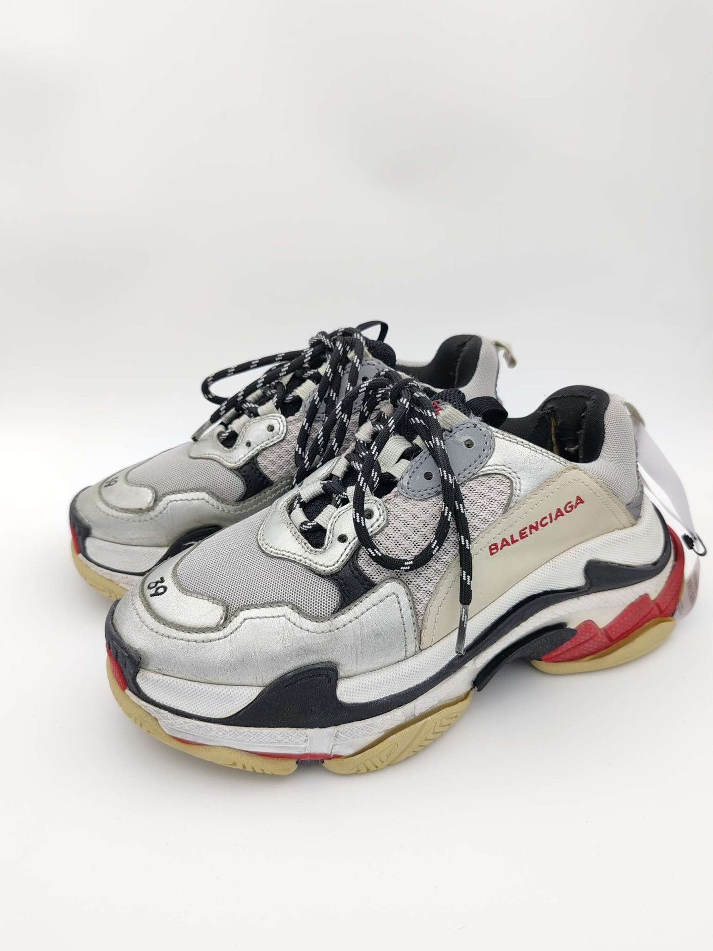 Balenciaga Balenciaga Triple S Sneakers Size 39 Size US 6 / EU 39 - 2 Thumbnail