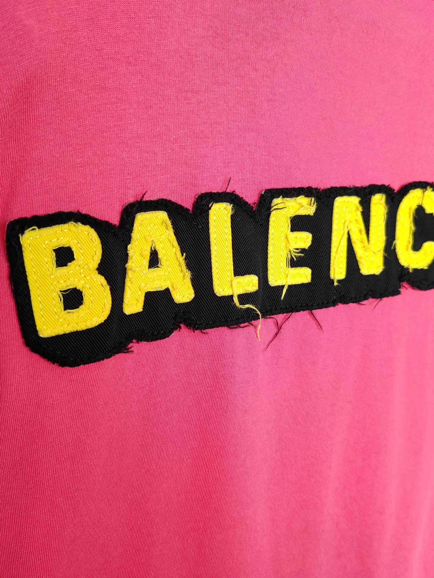 Balenciaga Balenciaga Logo Patch T-Shirt Size S Size US S / EU 44-46 / 1 - 5 Thumbnail