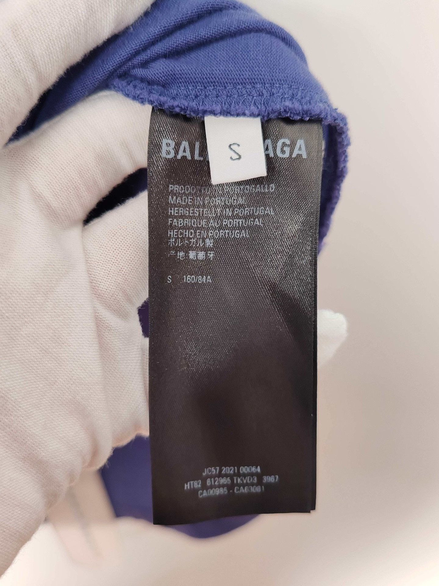 Balenciaga Balenciaga FREE Logo T-Shirt Size S Size US S / EU 44-46 / 1 - 6 Thumbnail