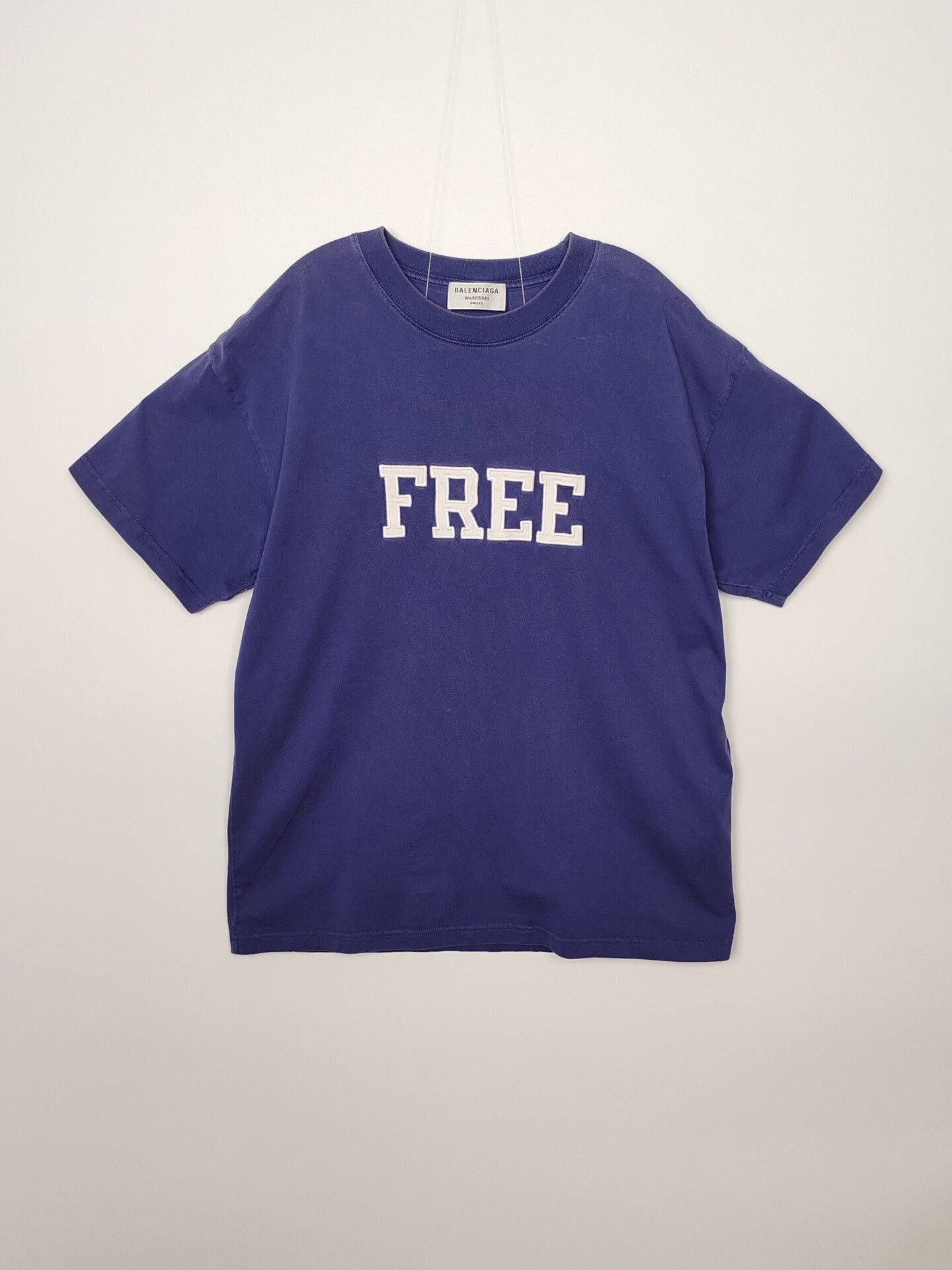 Balenciaga Balenciaga FREE Logo T-Shirt Size S Size US S / EU 44-46 / 1 - 2 Thumbnail