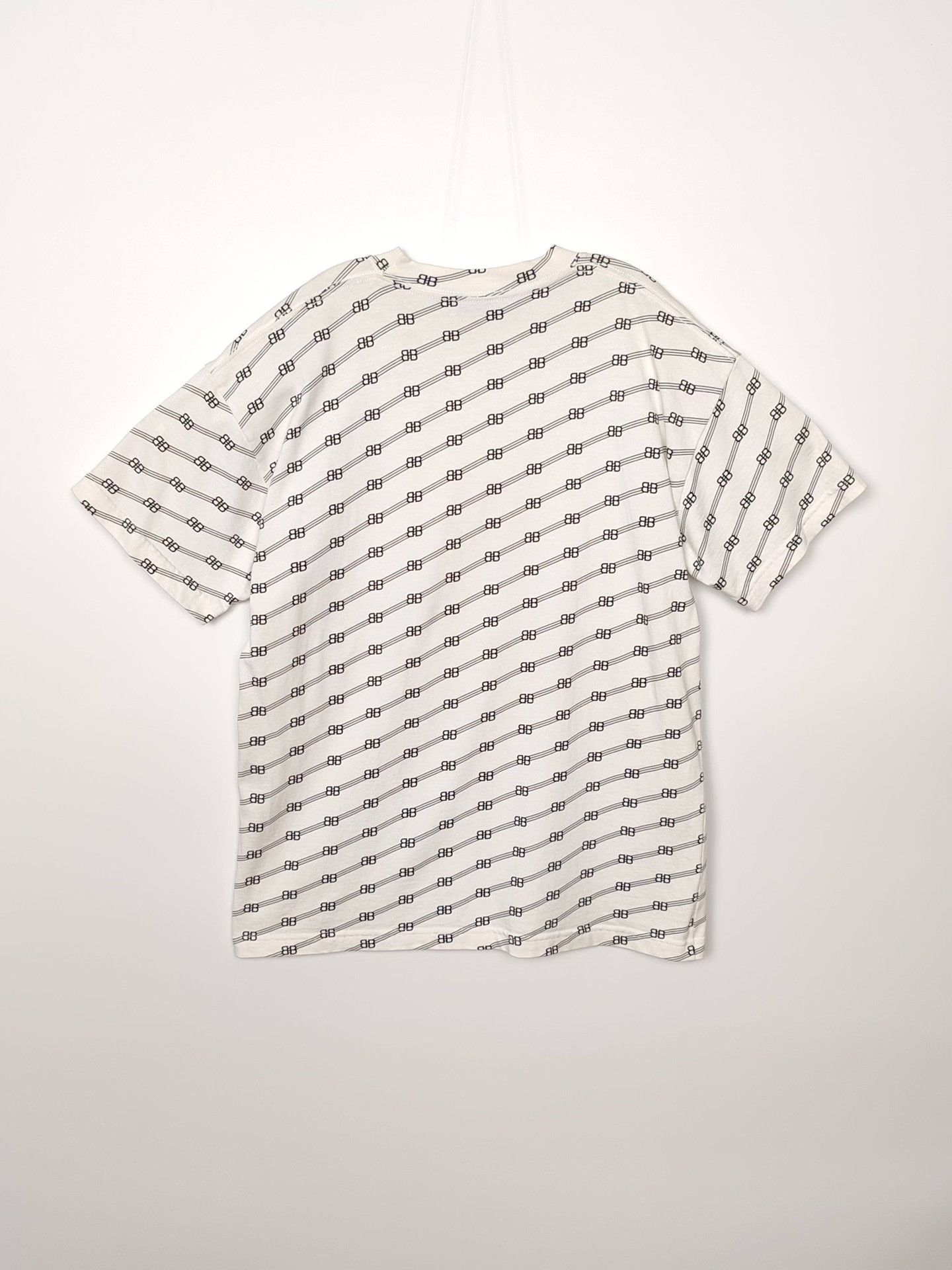 Balenciaga Balenciaga Monogram Print T-Shirt Size S Size US S / EU 44-46 / 1 - 3 Thumbnail