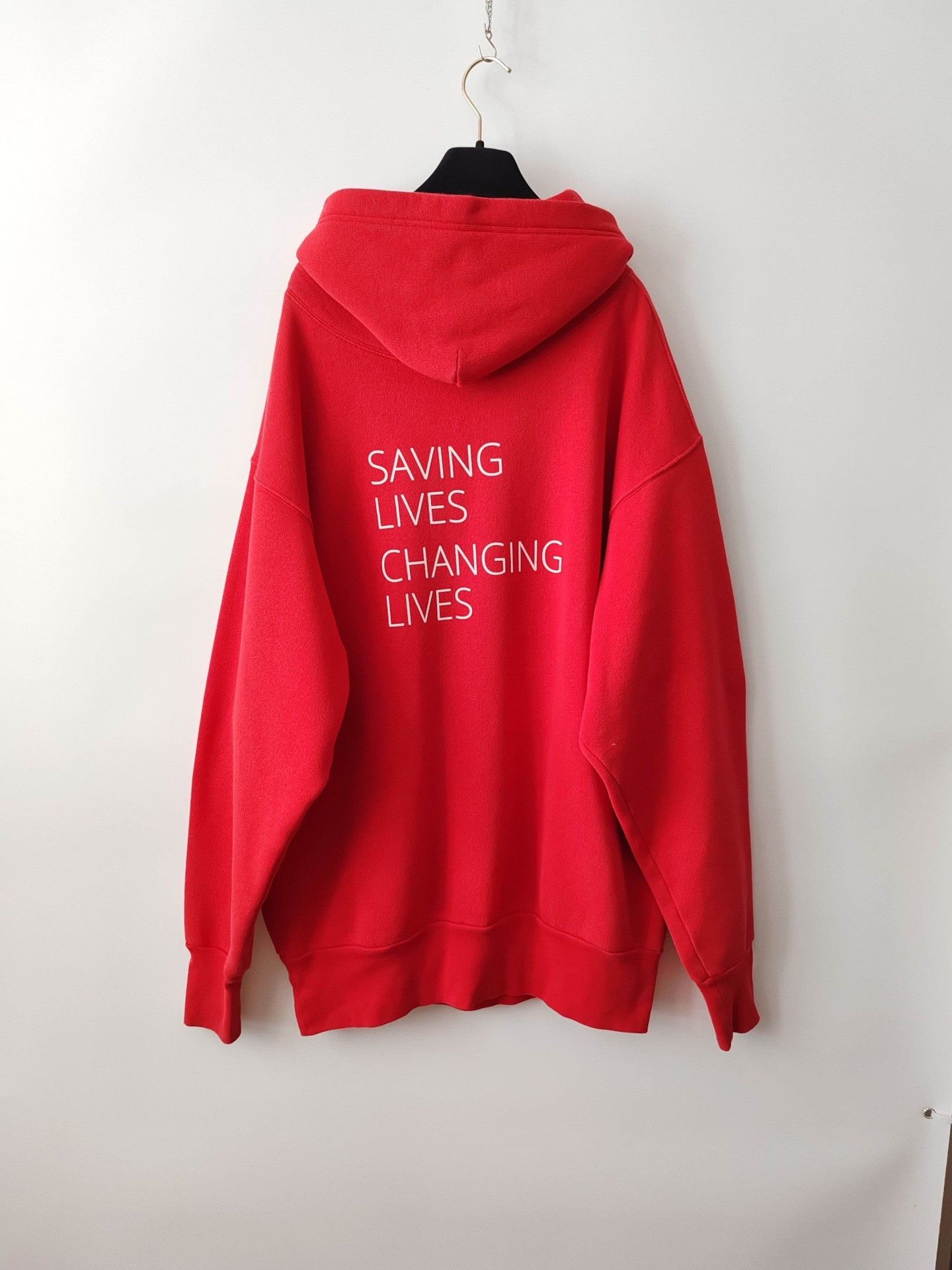 Balenciaga Balenciaga WFP Graphic Hoodie Size XS Size US XS / EU 42 / 0 - 3 Thumbnail