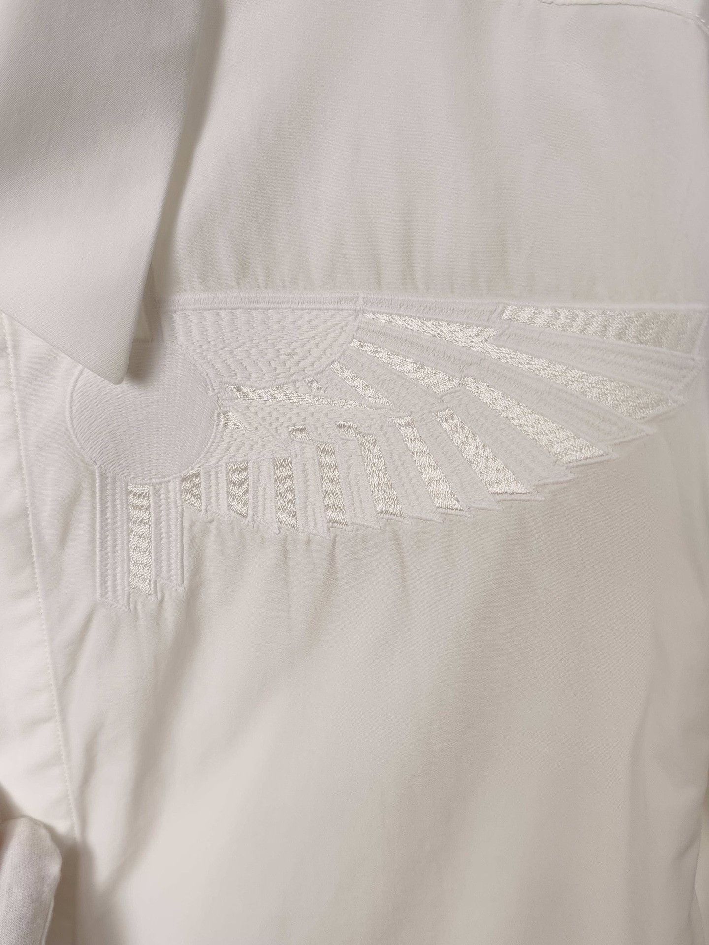 Givenchy Givenchy Wing Embroidery Shirt Size S Size US S / EU 44-46 / 1 - 5 Thumbnail
