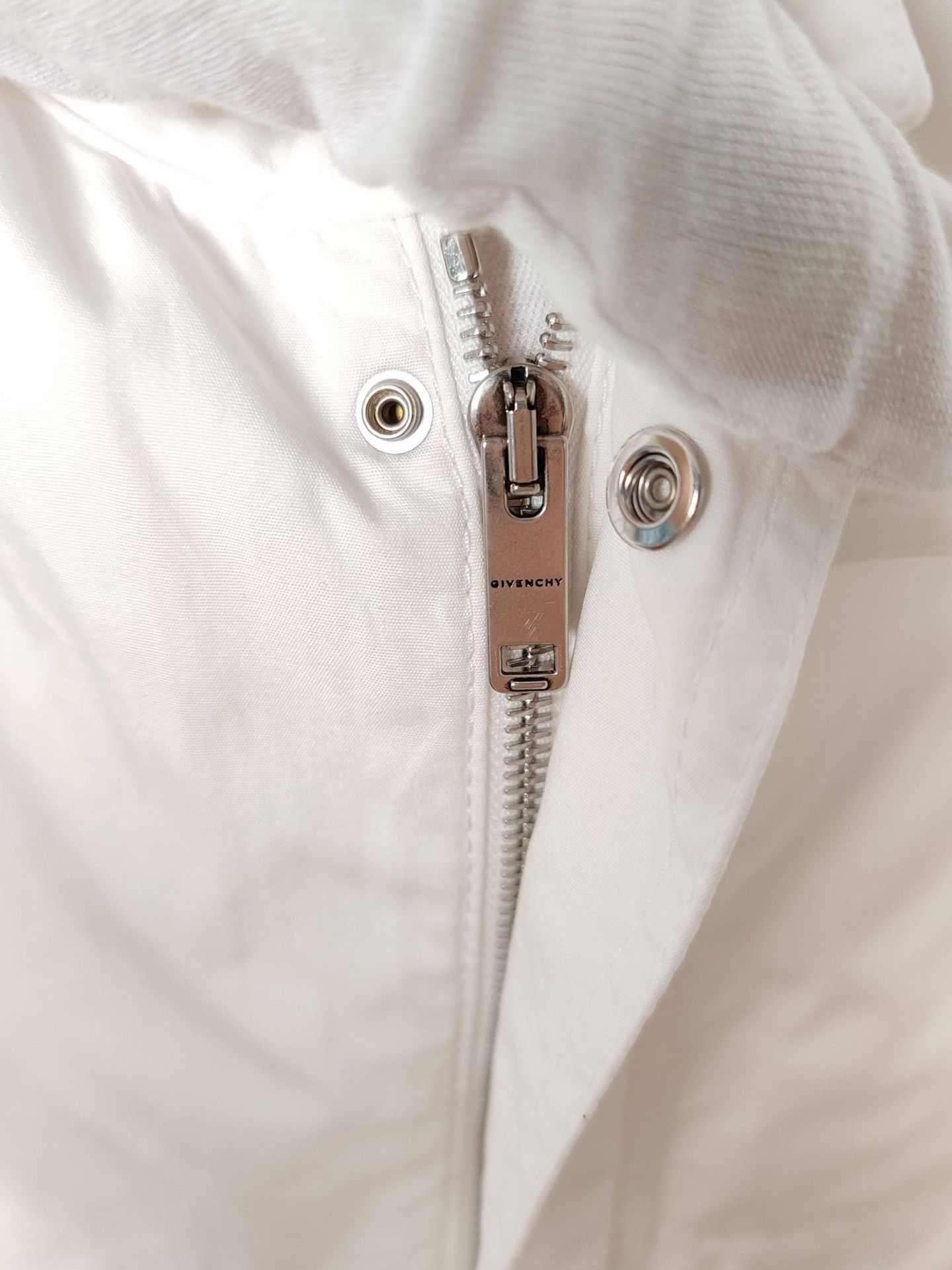 Givenchy Givenchy Zip Front Shirt Size L Size US L / EU 52-54 / 3 - 6 Thumbnail