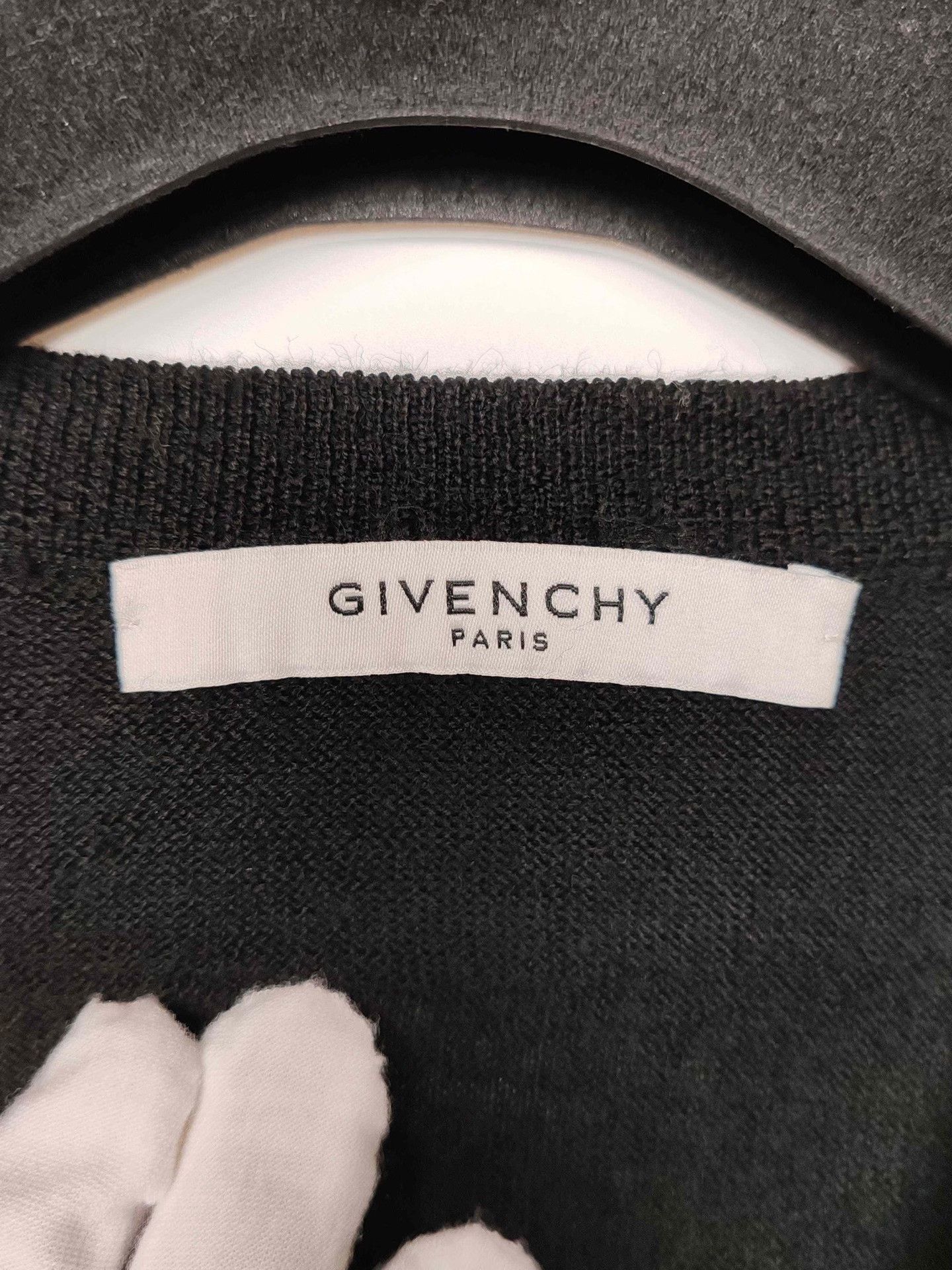 Givenchy Givenchy Logo Tape Cardigan Size M Size US M / EU 48-50 / 2 - 4 Thumbnail