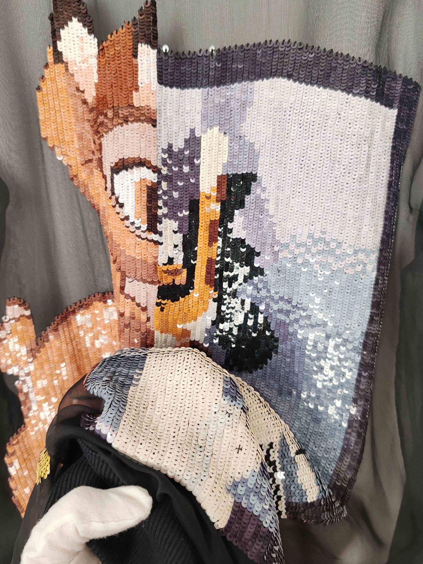 Givenchy Givenchy Bambi Sequin Sheer Sweater Size 38 Size S / US 4 / IT 40 - 6 Thumbnail