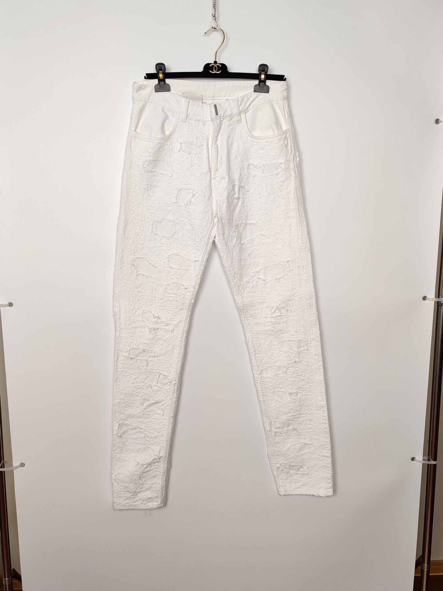 Givenchy Givenchy Distressed Denim Jeans US 29 Size US 29 - 2 Thumbnail
