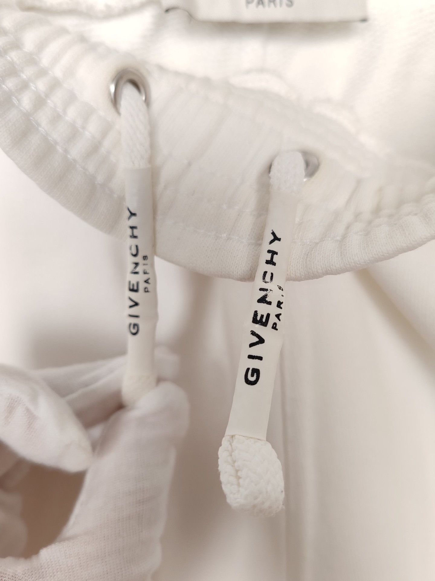 Givenchy Givenchy Logo Drawstring Shorts White Size S Size US 30 / EU 46 - 7 Thumbnail