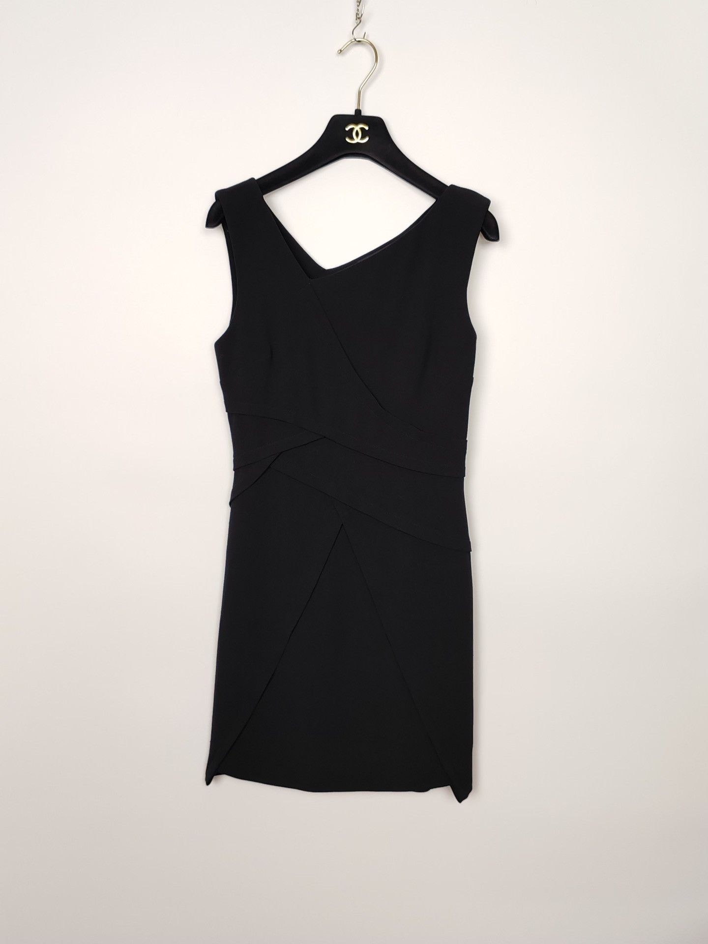 Versace VJC Versace Sleeveless Mini Dress Size IT 38 Size XS / US 0-2 / IT 36-38 - 2 Thumbnail