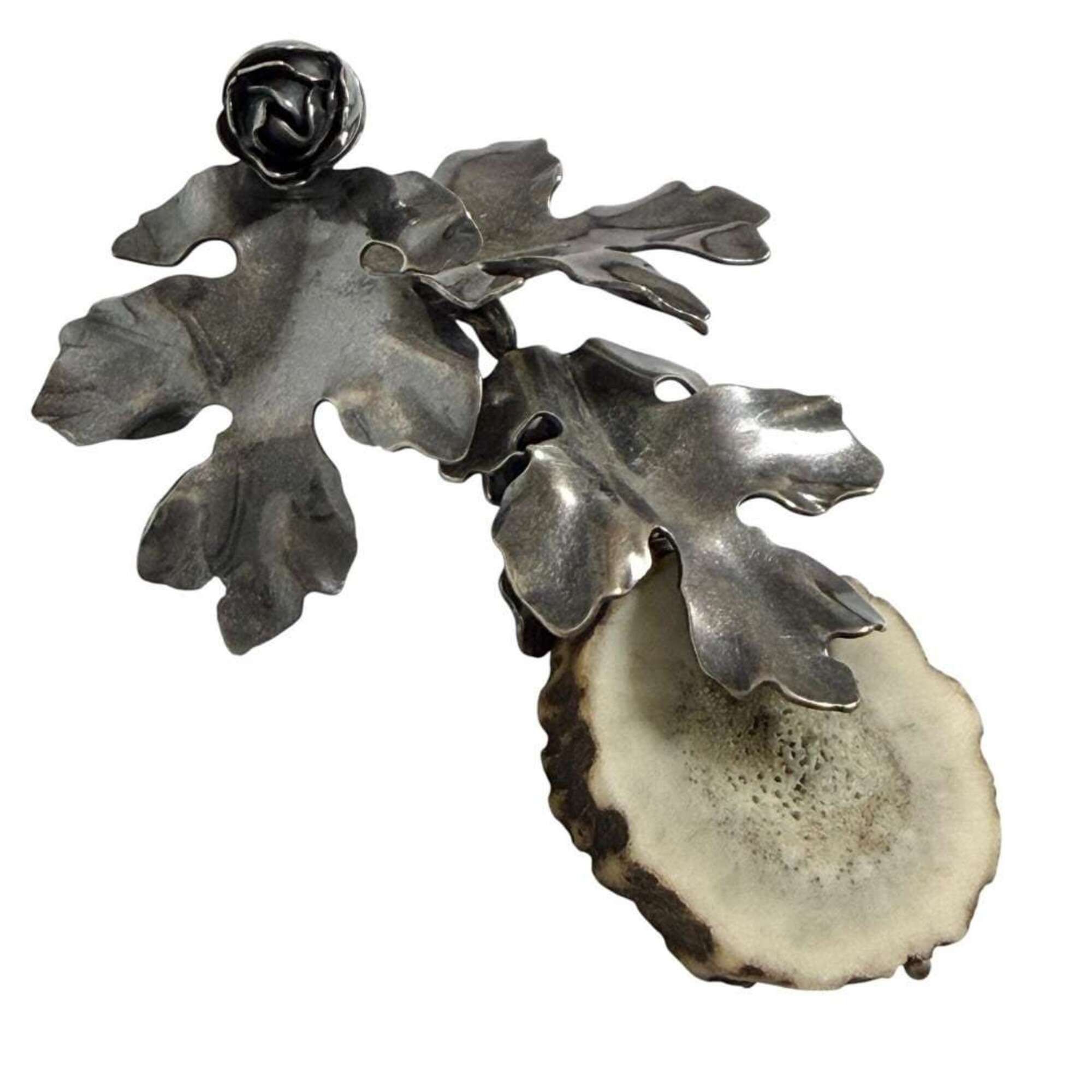 Bottega Veneta Bottega Veneta women's drop earrings, silver, oxidized finish, leaf design. Size ONE SIZE - 3 Thumbnail