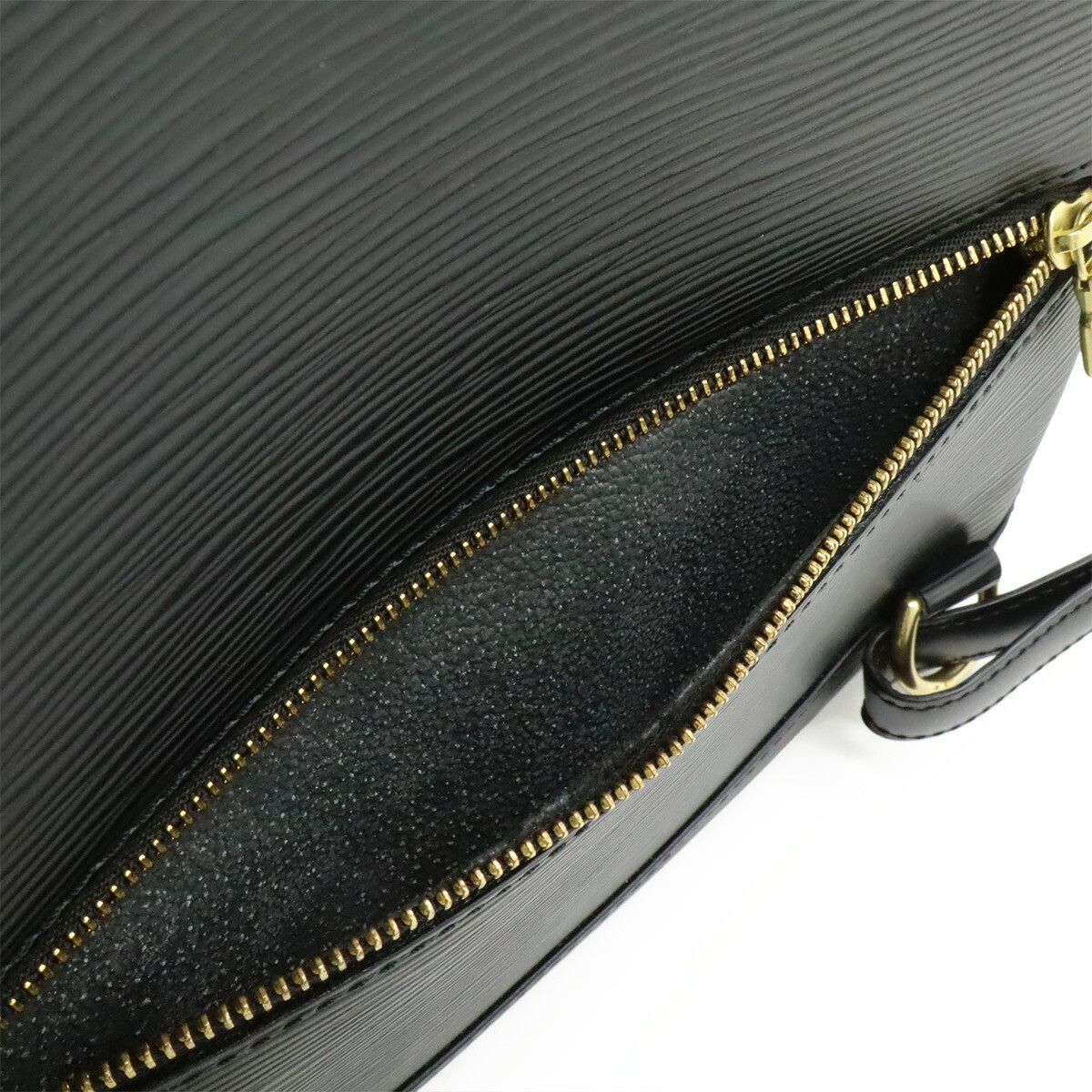 Louis Vuitton Louis Vuitton Louis Vuitton Epi 2way backpack Leather Backpack M52232 DUTY FREE for USA Size ONE SIZE - 9 Thumbnail