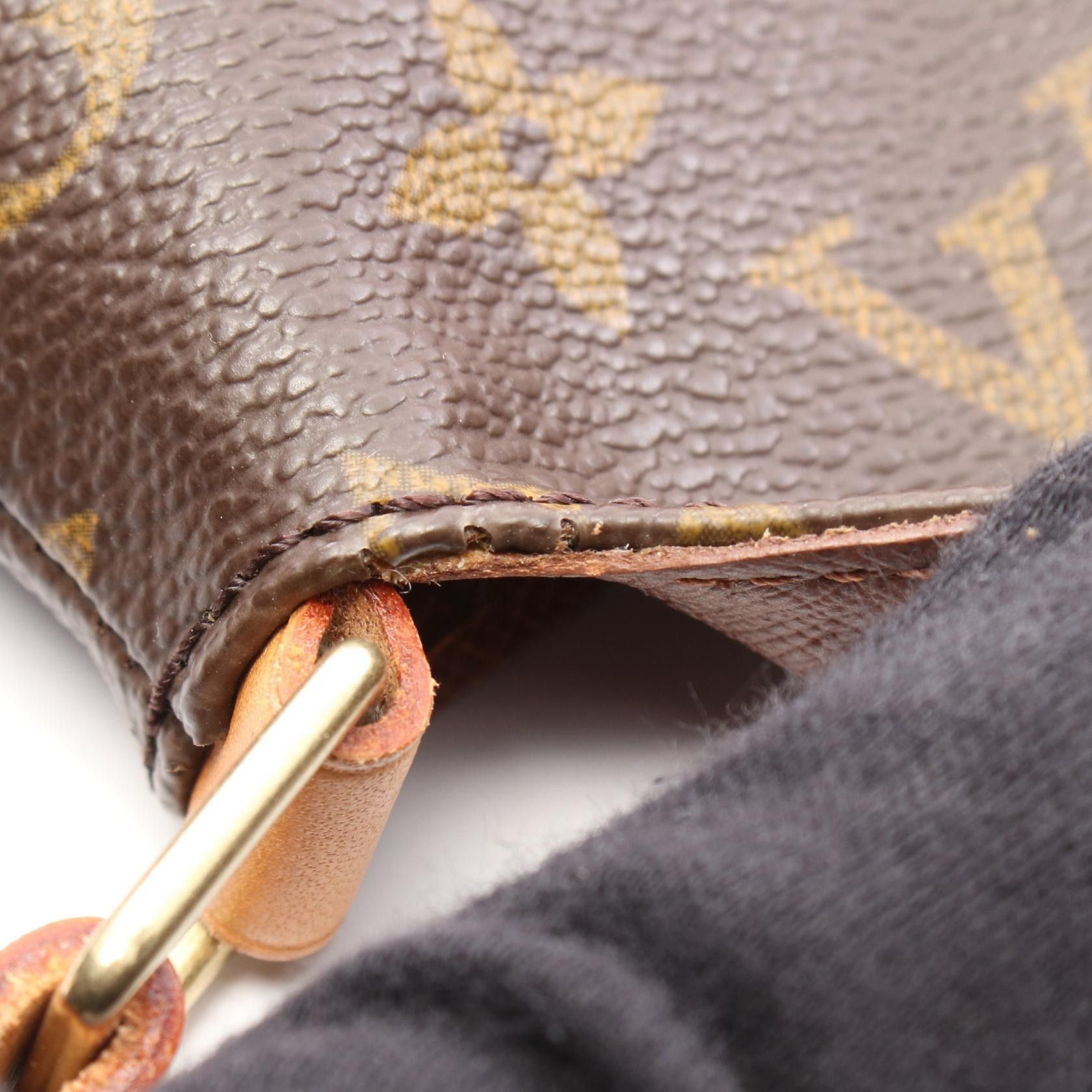 Louis Vuitton Louis Vuitton Louis Vuitton Musette Tango Monogram Coated Canvas Shoulder Bag Textile Shoulder Bag M51257 DUTY FREE for USA Size ONE SIZE - 6 Thumbnail