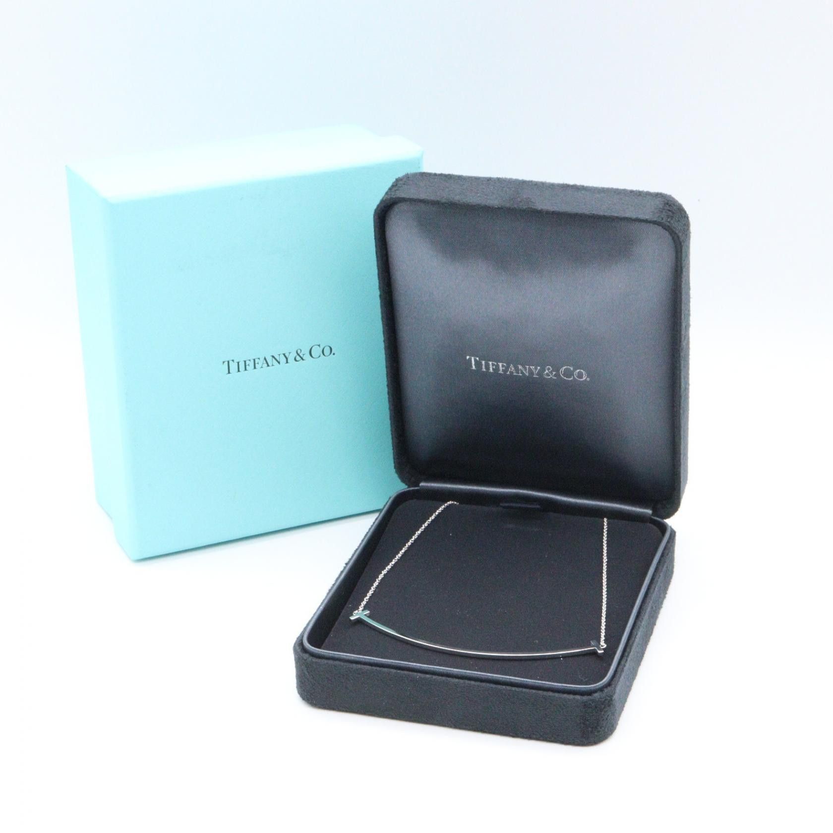 Tiffany & Co. Tiffany & Co. Tiffany & Co. T Smile Large Au750 Necklace Precious Metal Necklace DUTY FREE for USA Size ONE SIZE - 5 Thumbnail
