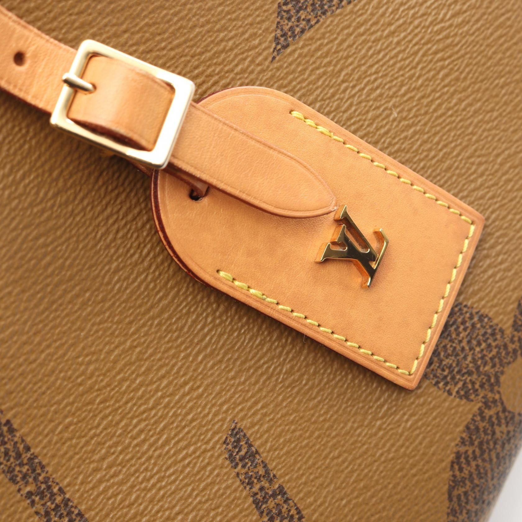 Louis Vuitton Louis Vuitton Louis Vuitton Boite Chapeau Souple Monogram Giant Reverse shoulder bag Textile Shoulder Bag M44604 DUTY FREE for USA Size ONE SIZE - 7 Thumbnail