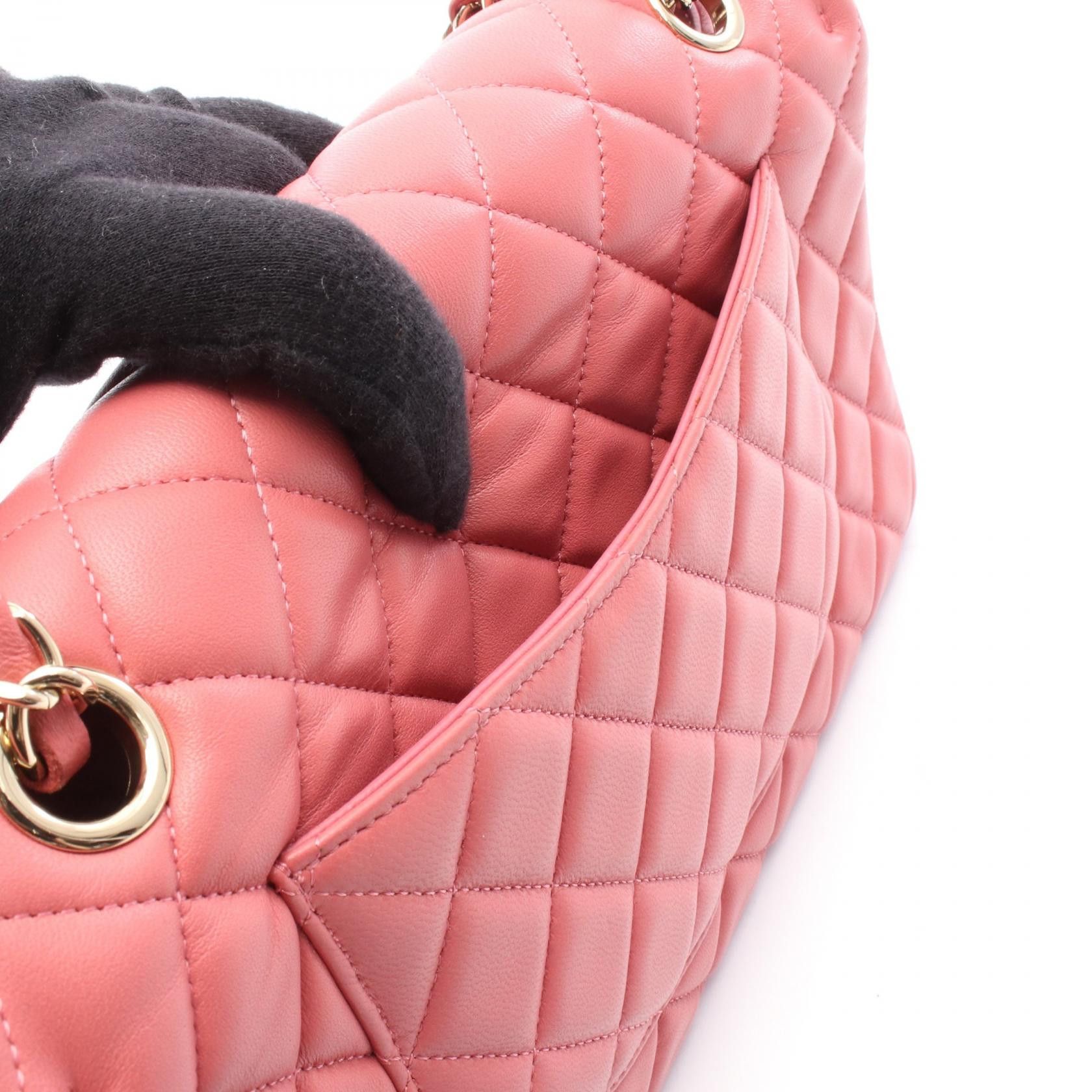 Chanel Chanel Chanel Matelasse Leather Shoulder Bag Leather Shoulder Bag A90214 DUTY FREE for USA Size ONE SIZE - 6 Thumbnail
