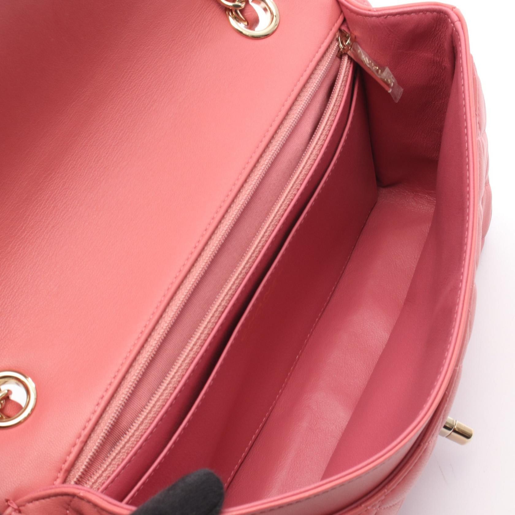 Chanel Chanel Chanel Matelasse Leather Shoulder Bag Leather Shoulder Bag A90214 DUTY FREE for USA Size ONE SIZE - 3 Thumbnail