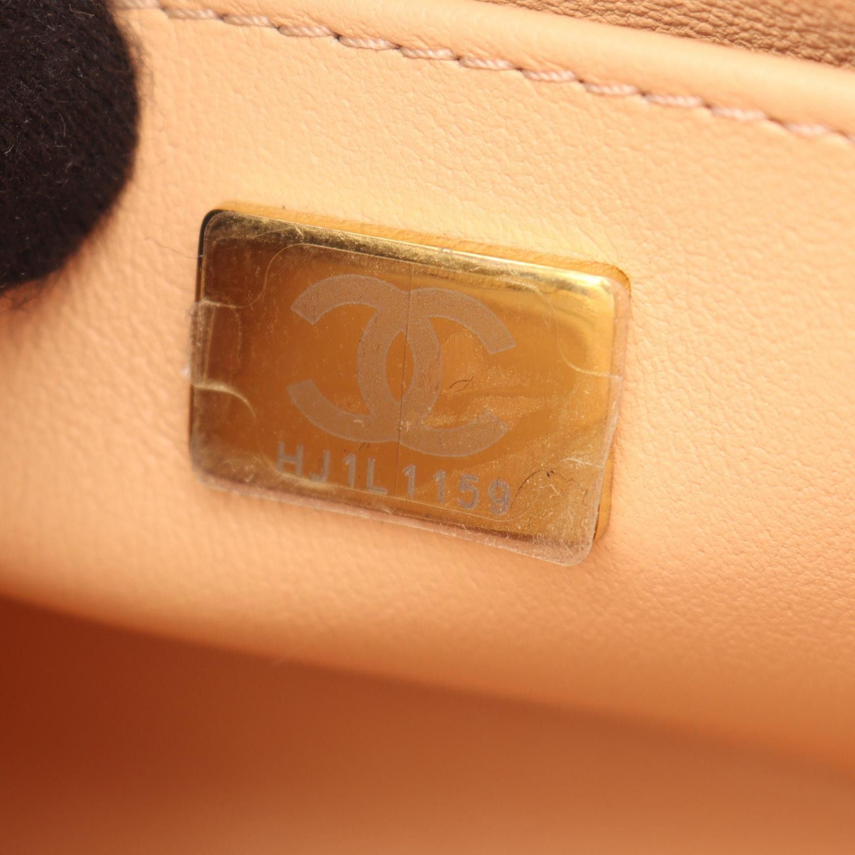 Chanel Chanel Chanel Matelasse 2way top handle shoulder bag Textile Shoulder Bag AS4035 DUTY FREE for USA Size ONE SIZE - 5 Thumbnail